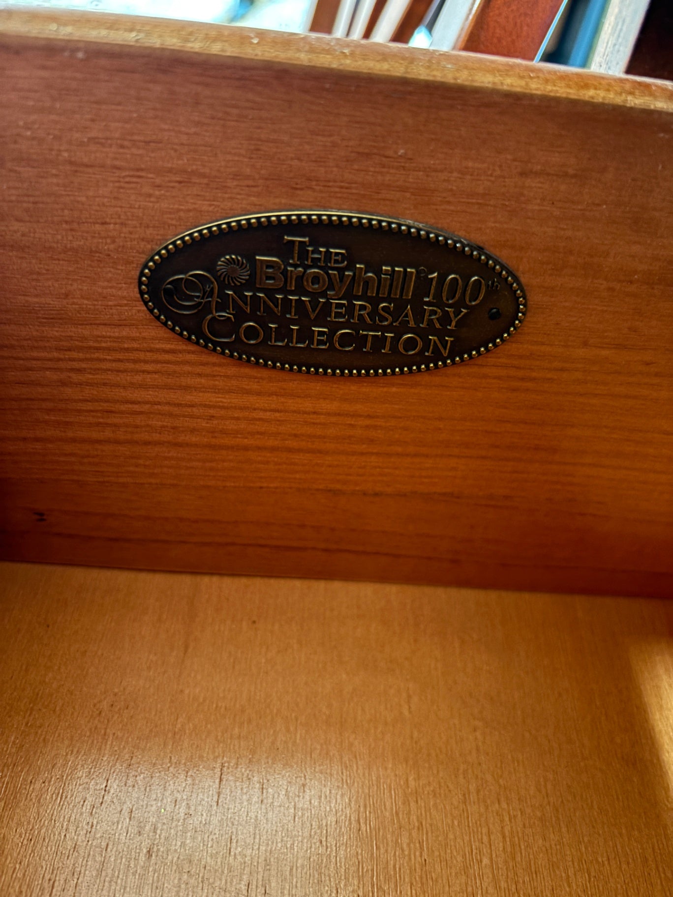 Broyhill 100th Anniversary Collection China Cabinet / Breakfront