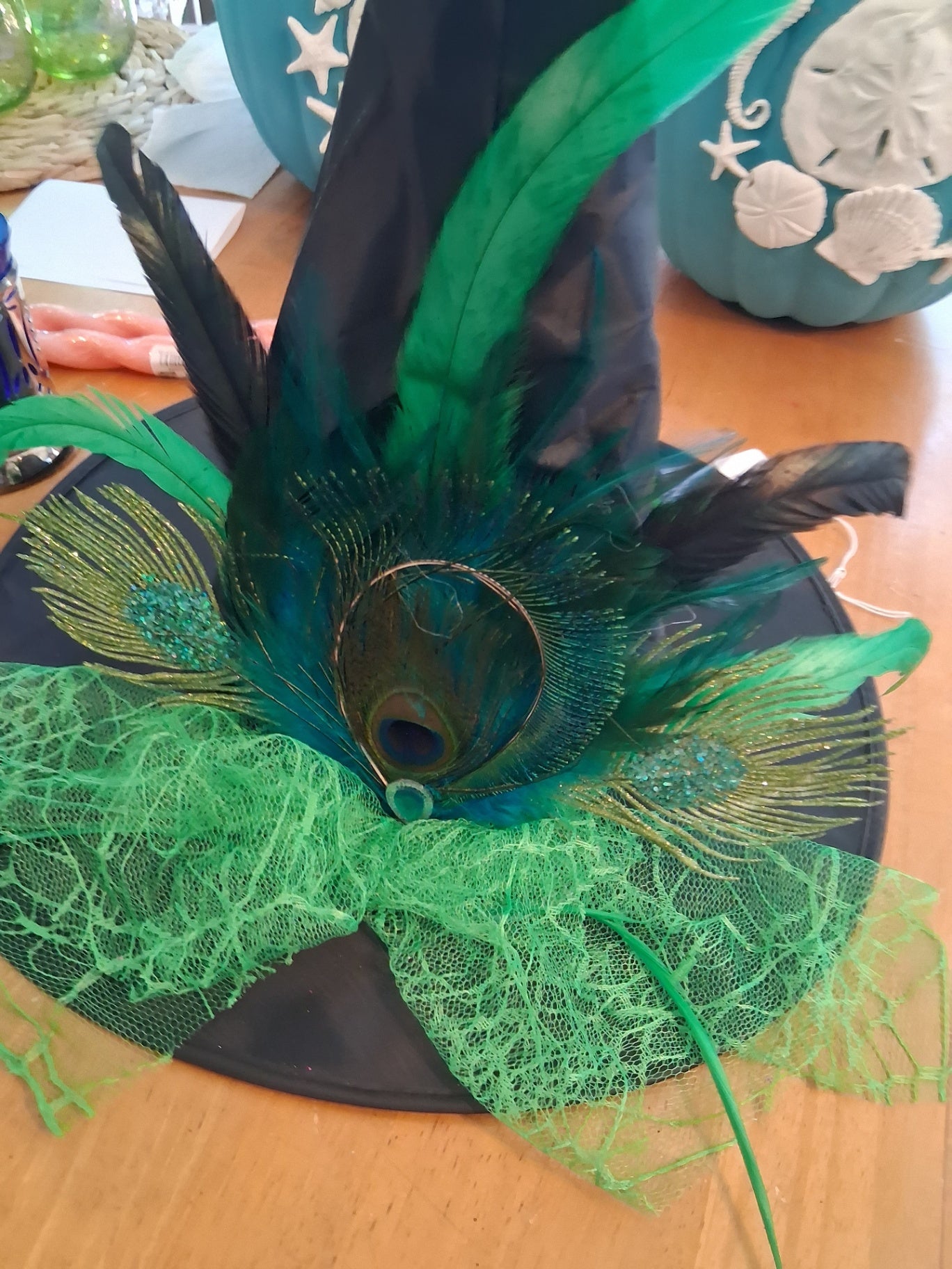 Witch hat peacock dsc