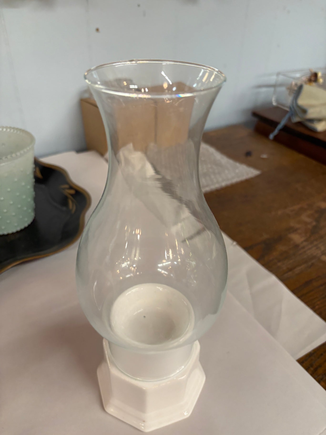 Candle Holder W Glass Chimney-Ceramic
