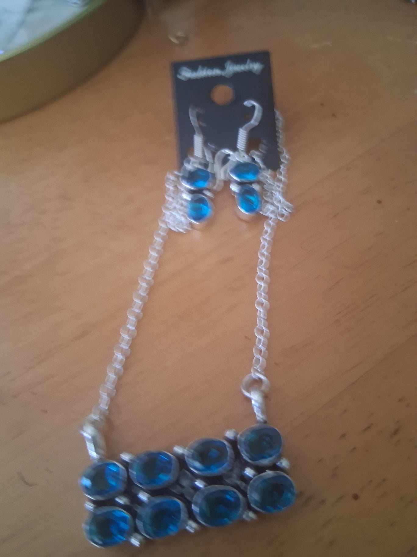 Necklace n earrings teal