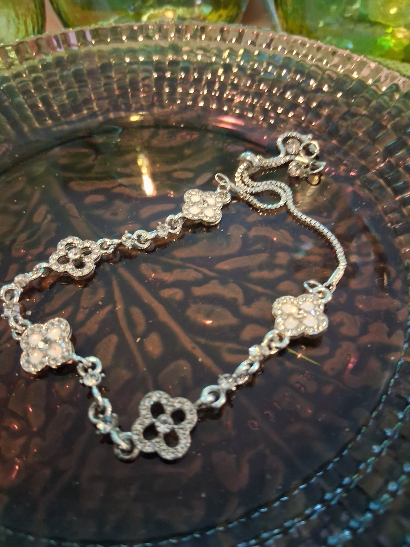 Bracelet rhinestone clover dsc