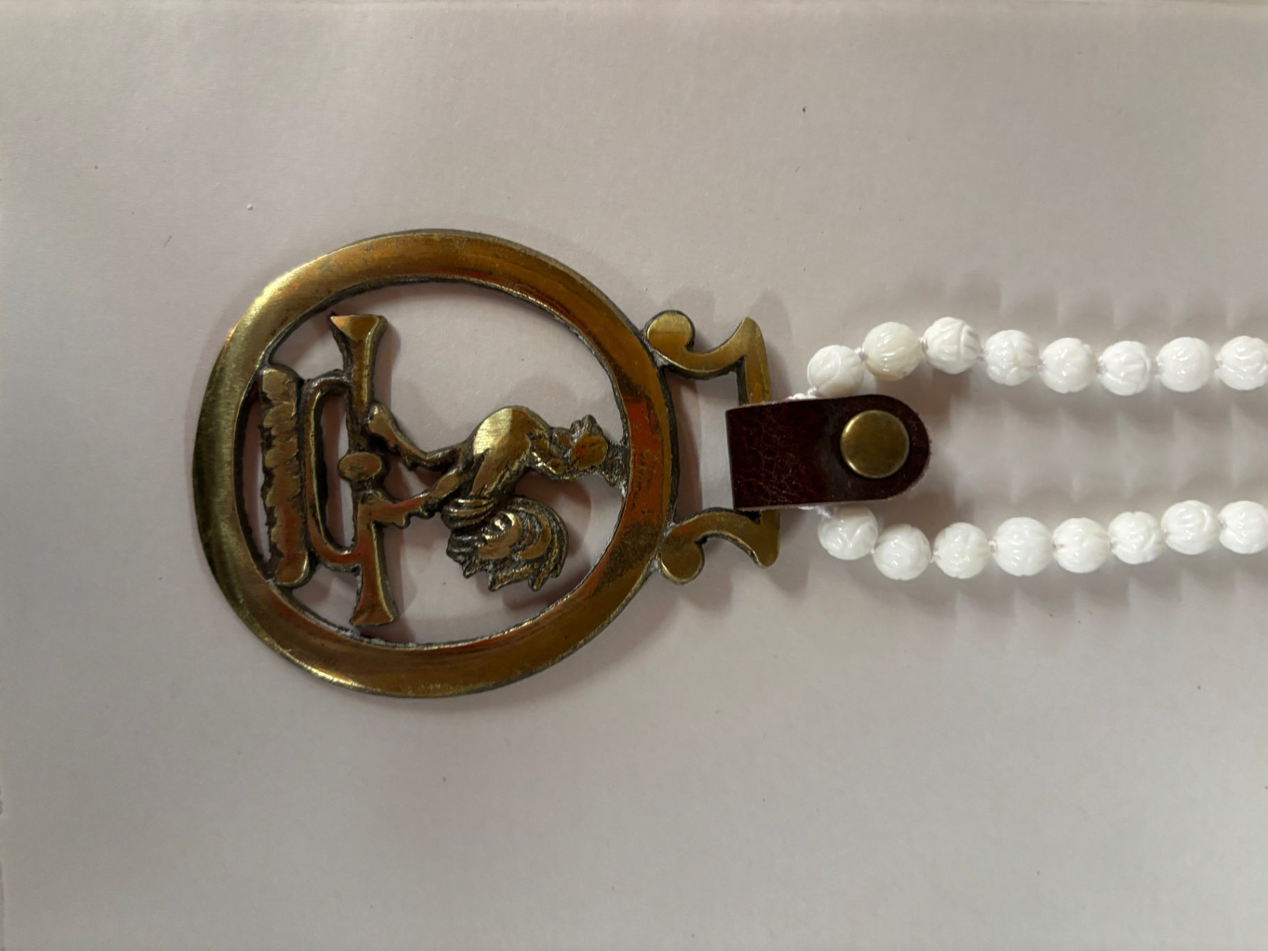 Tridacna Carved Coral Bead 14" Necklace with Gamecock Pendant