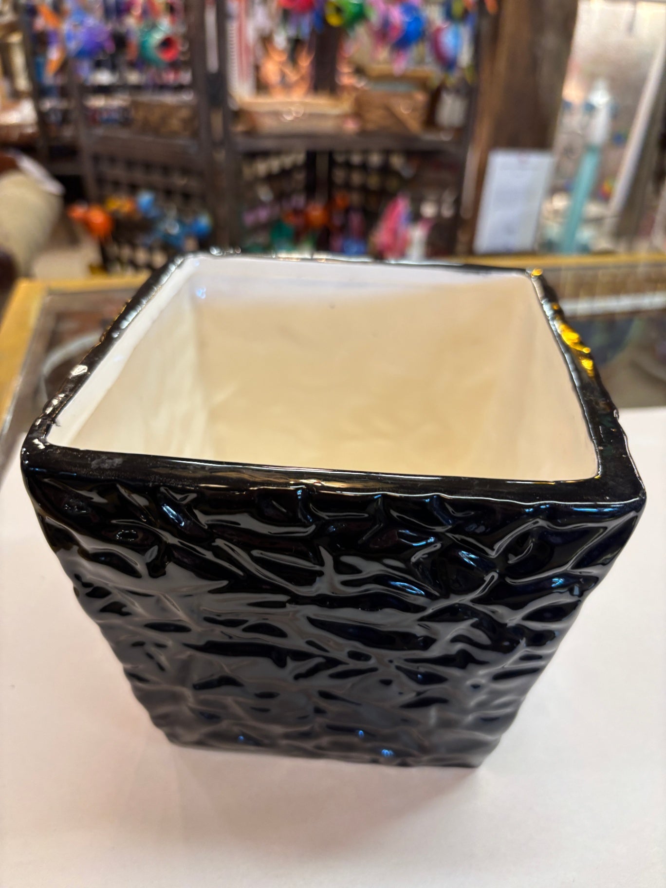 Black Planter