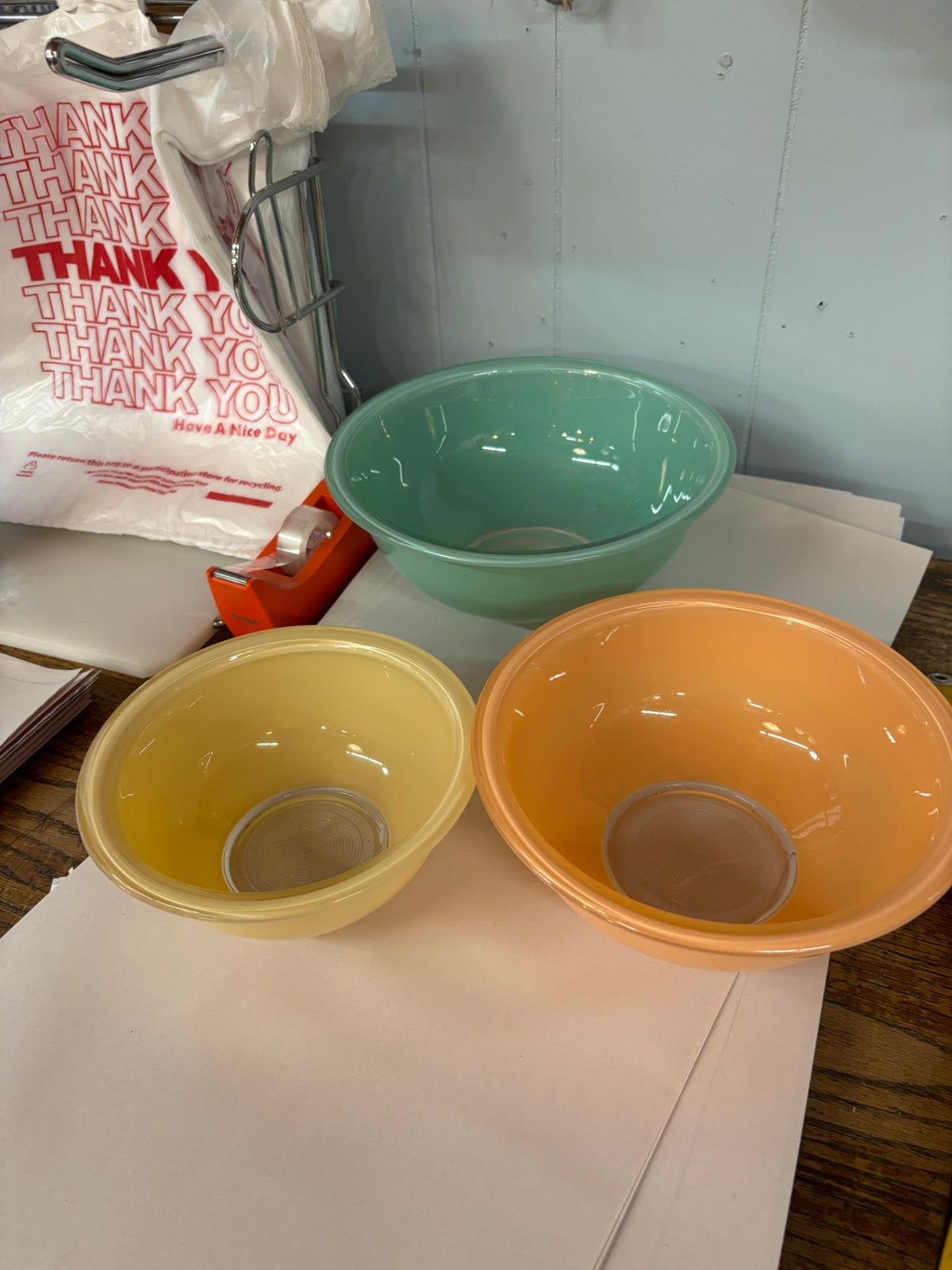 Vintage Mid-Century Pastel Mixing Bowl Set – Yellow, Peach & Mint Green – Set of 3