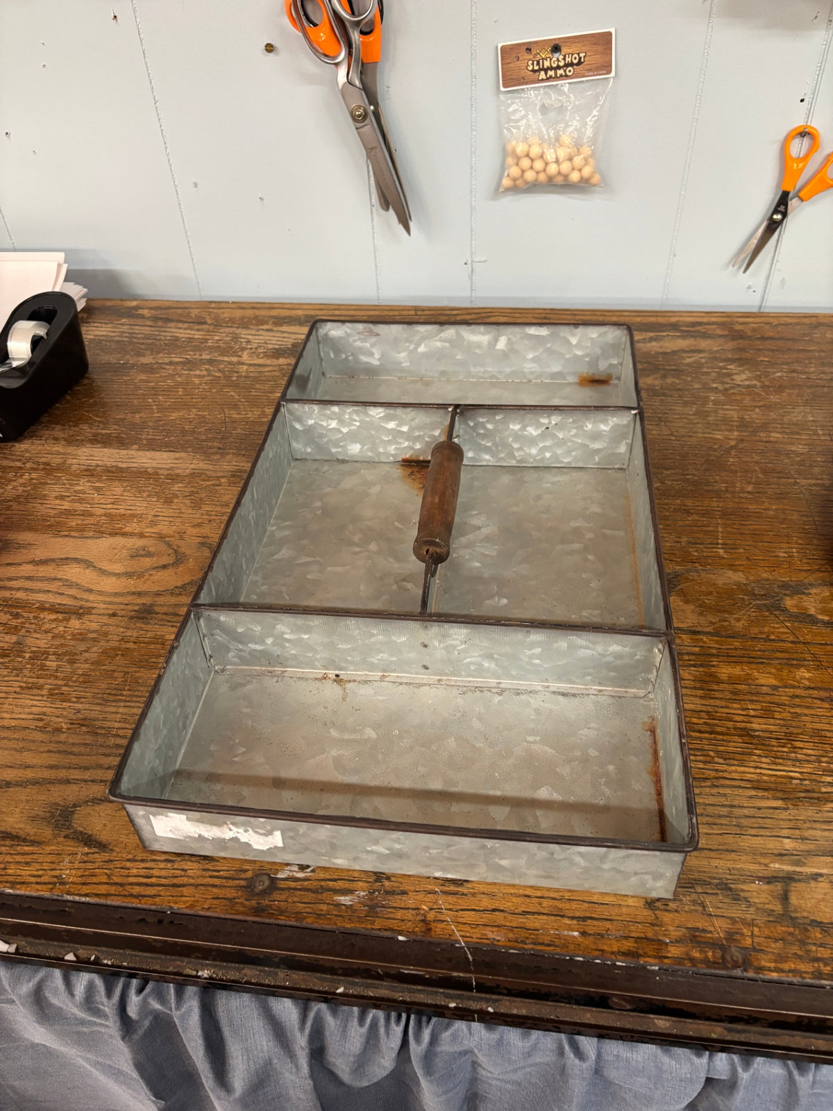 Vintage Galvanized Metal Divided Utility Tray with Wood Handle – Farmhouse Organizer