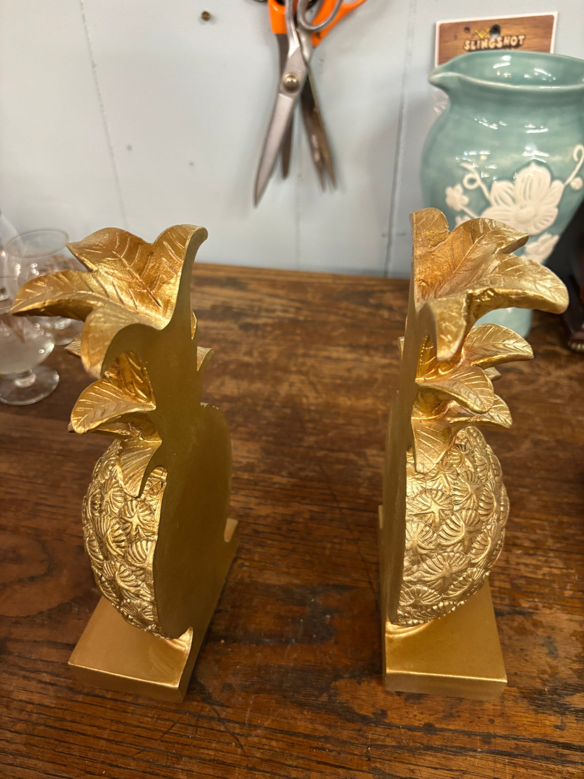 Vintage Gold Pineapple Bookends – Hollywood Regency Tropical Décor Pair