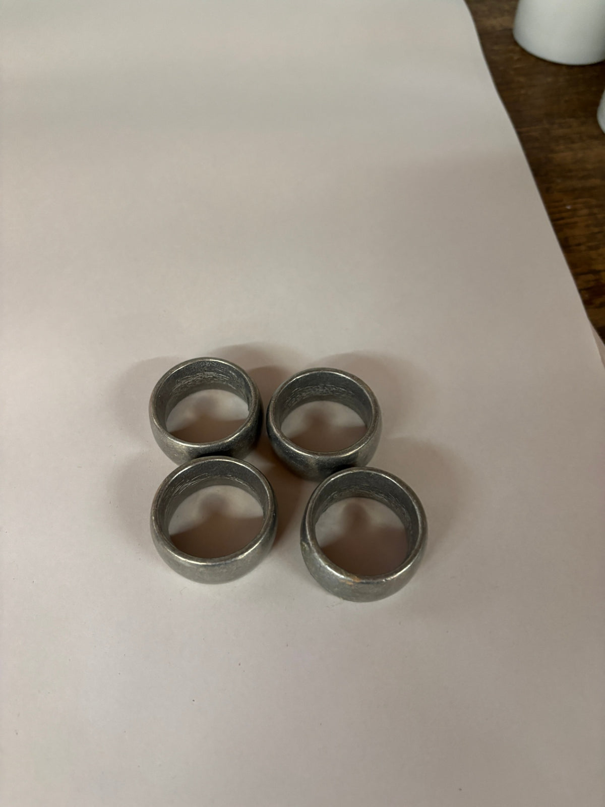 Set  of 4 napkin Rings