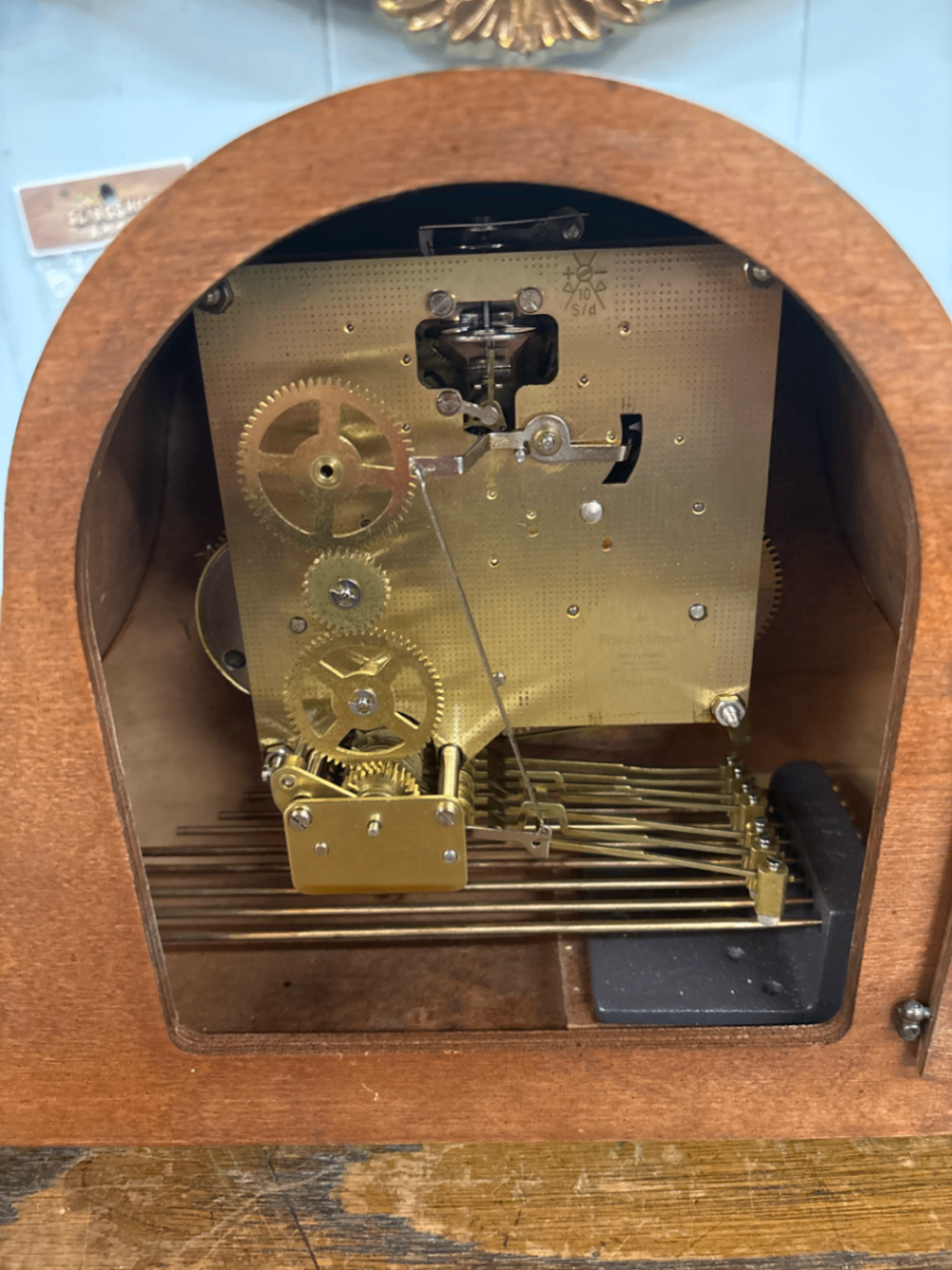 Howard Miller Model 612-385 "the Bellingham" 8 day key wound mechanical triple chime movement