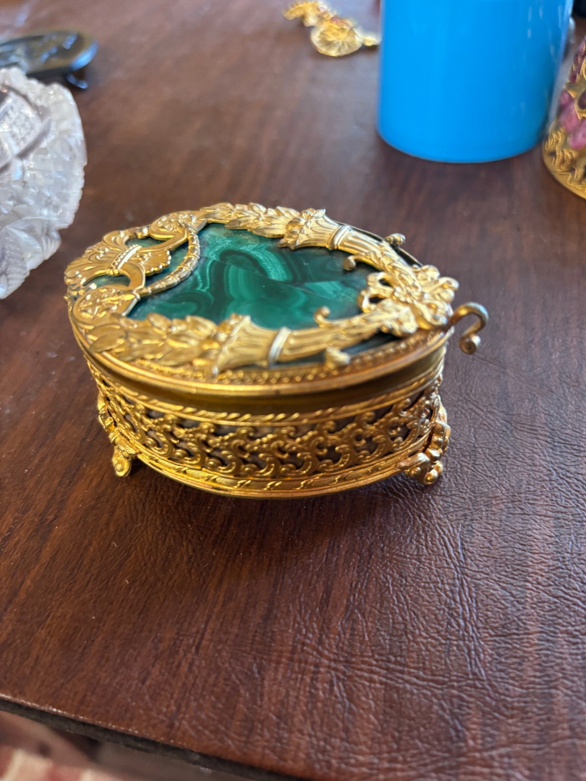Vintage oval trinket or jewelry box