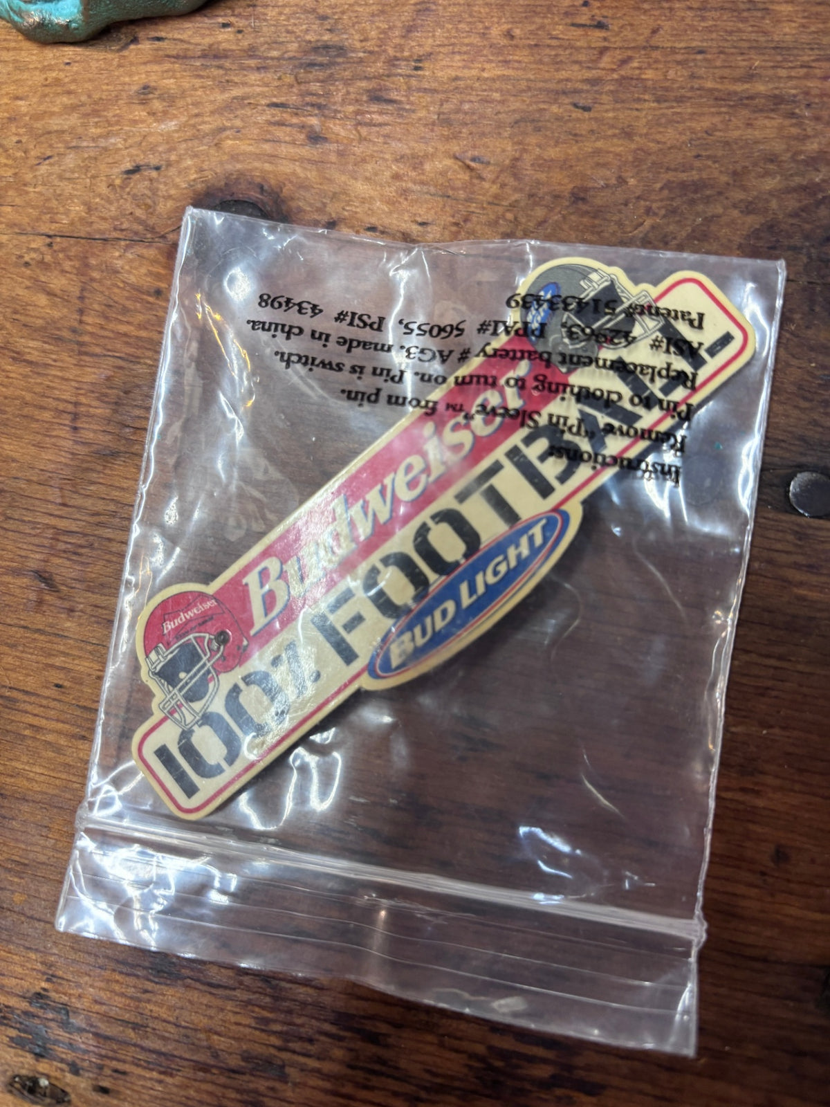  Vintage Budweiser Bud Bowl 2000 advertising lapel pin 