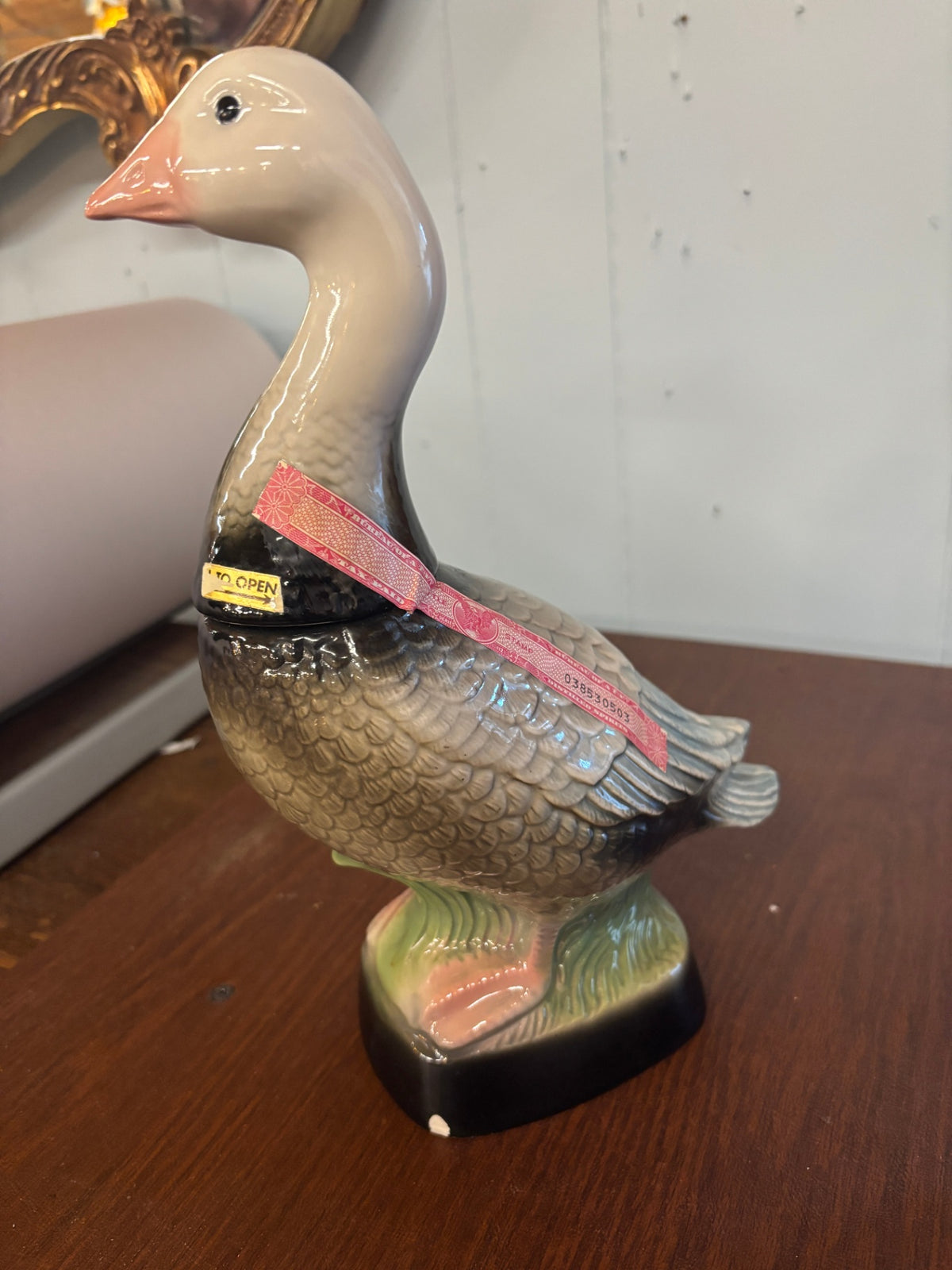 1979 Jim Beam Snow Blue Goose ceramic bourbon decanter made by the Regal China Corporation for the James B. Beam Distilling Co