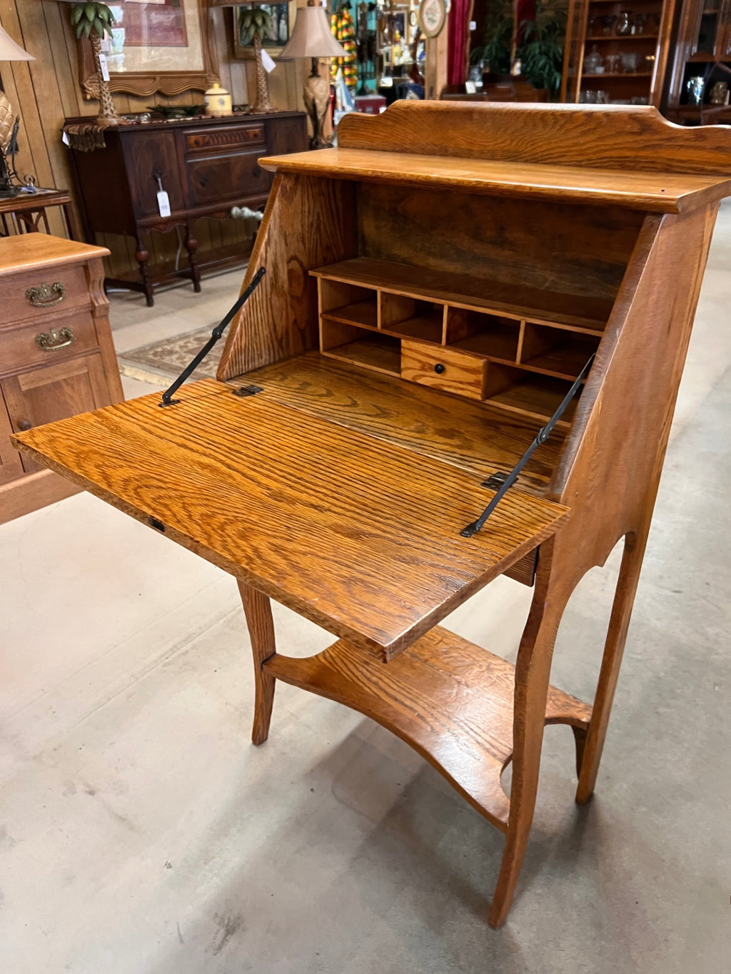 Antique Quarter-Sawn Oak Drop-Front Secretary Writing Desk with Interior Compartments – c. 1900–1920
