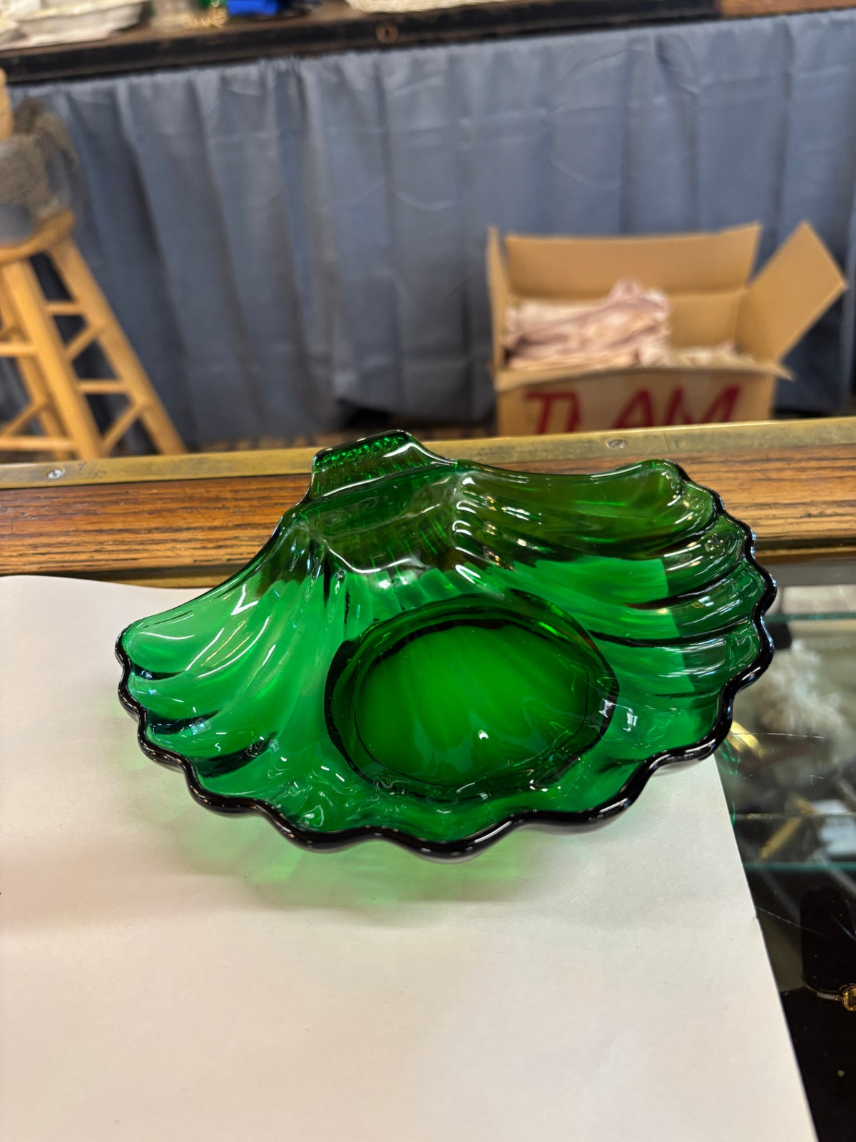 Vintage Anchor Hocking Forest Green Shell-Shaped Dish