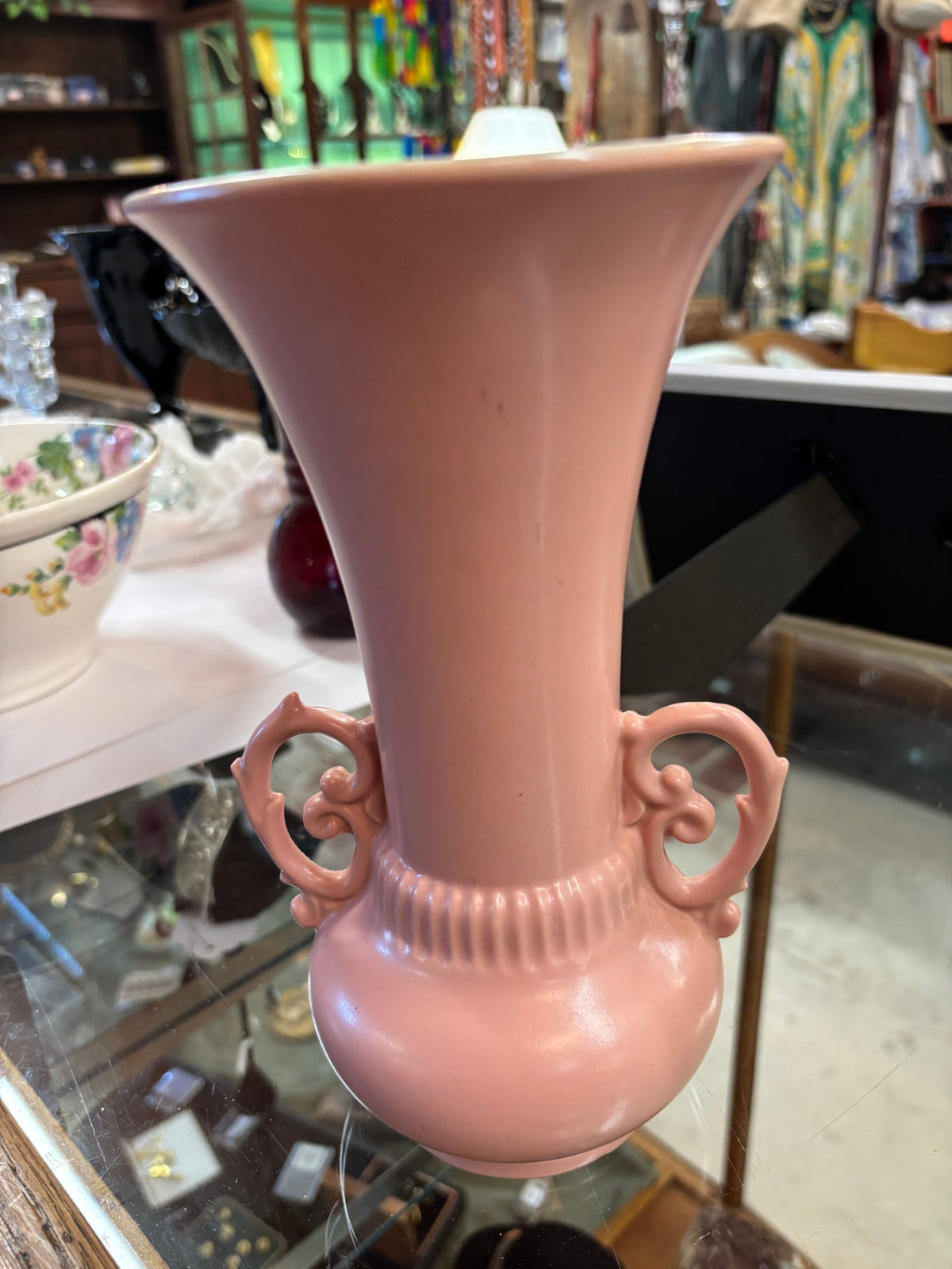 Abingdon Pottery double-handled pink matte glaze vase