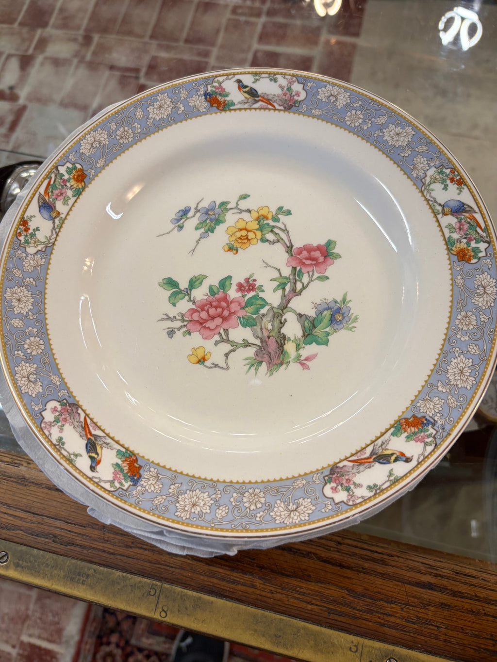 Vintage dinner plate in The Vigo (Smooth) pattern produced by Johnson Brothers (England)