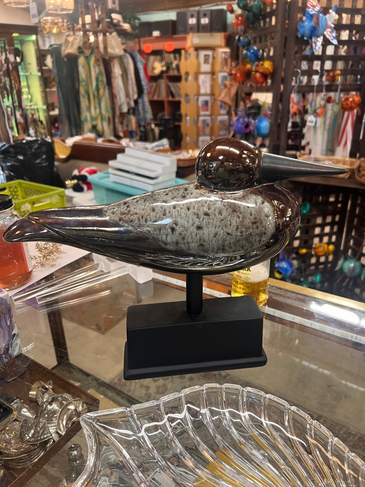 16" Art Glass Shorebird Sculpture on Black Pedestal Stand
