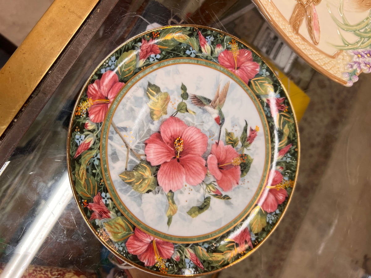 Franklin Mint Imperial Hummingbird Royal Doulton Collector Plate 8 1/4"