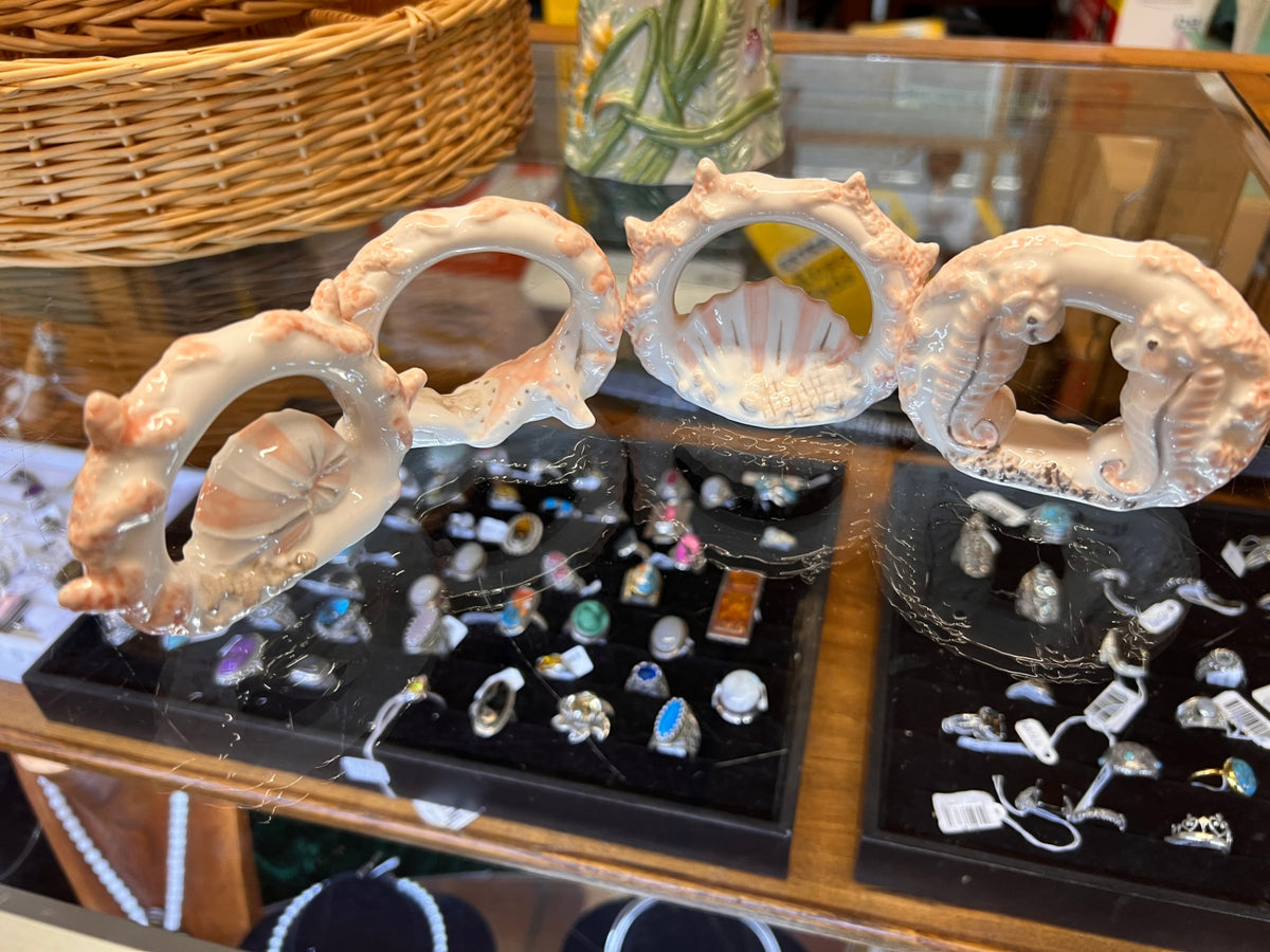 Set Of 4 Coastal Themed Napkin RIngs