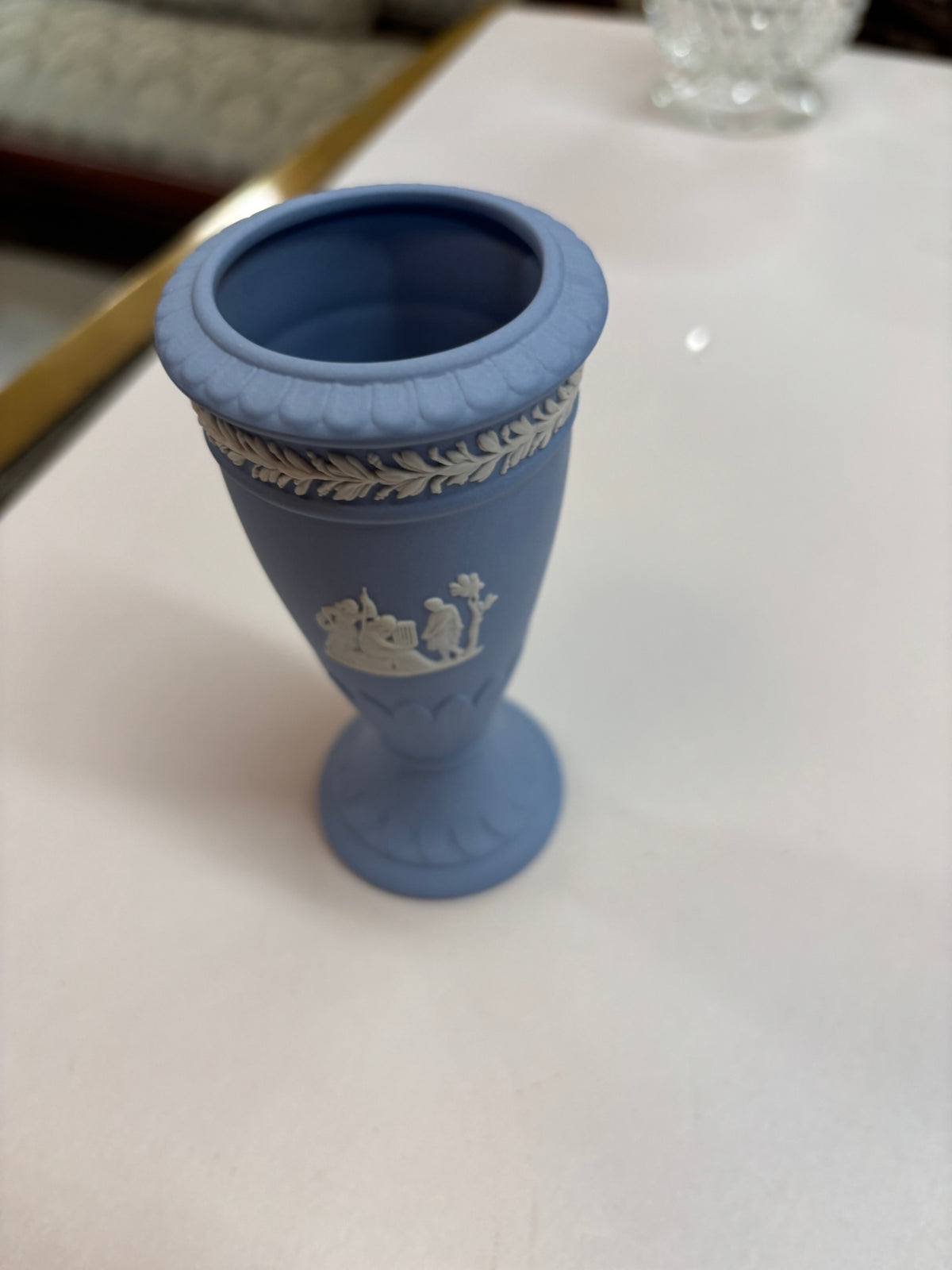 WEDGWOOD Jasperware Handcrafted Pale Blue Vase (12 cm)