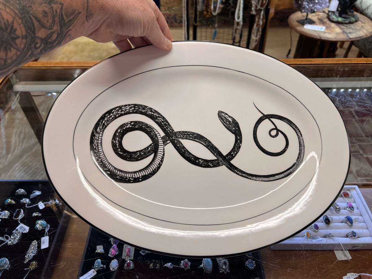 Two's Company 2S Co. Black & White Snake Design Oval Porcelain Serving Platter