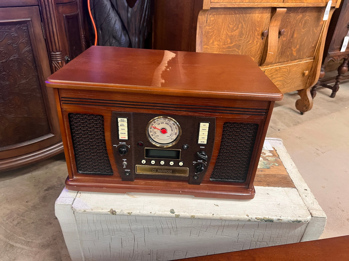 Innovative Technology Vinyl to Recordable CD Music Center ITVS-750 Wood cabinetInnovative