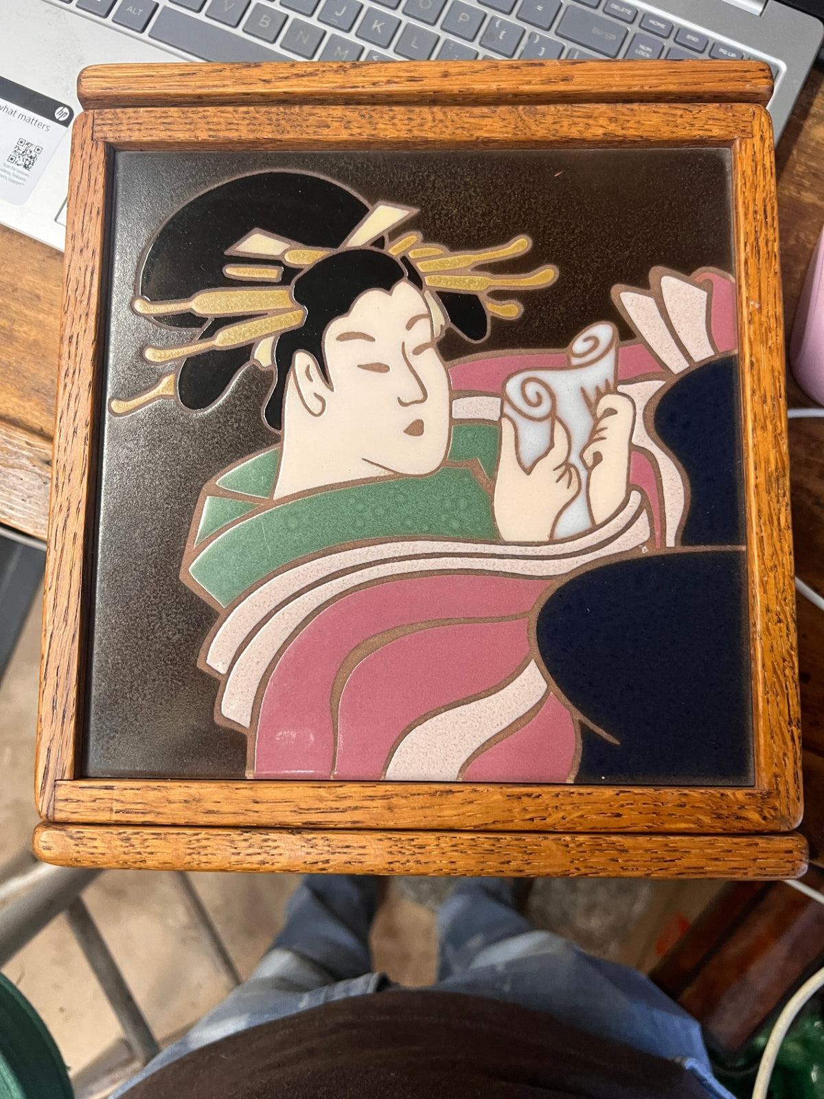 Vintage Japanese Geisha Ceramic Tile Wooden Trinket Box – Kasnak