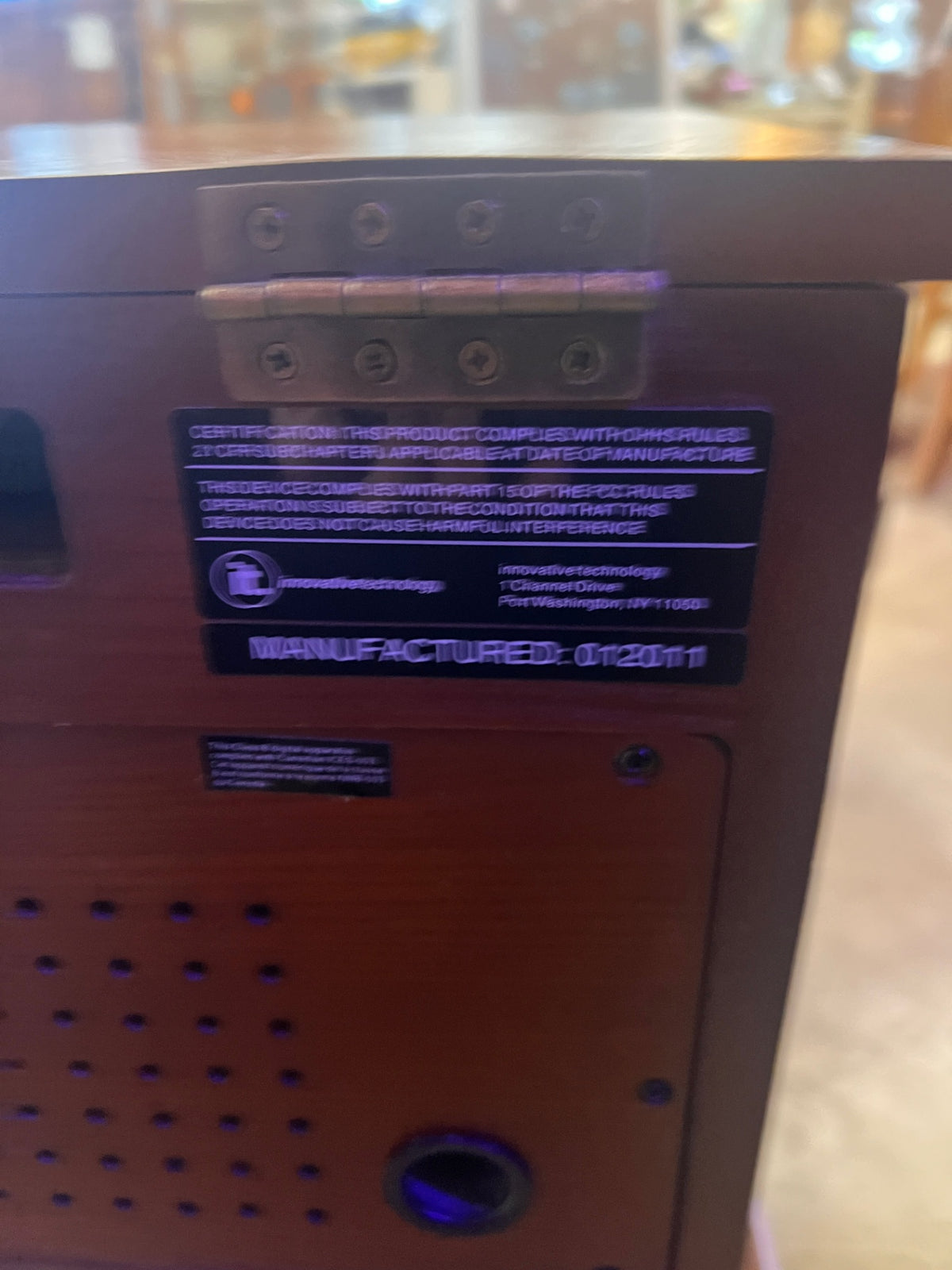 Innovative Technology Vinyl to Recordable CD Music Center ITVS-750 Wood cabinetInnovative