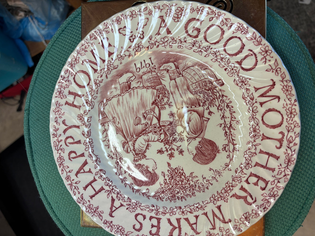 Vintage Royal Crownford Staffordshire Mother's Day Plate 