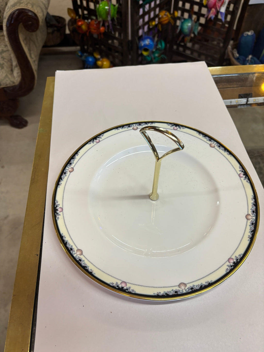 Royal Doulton Rhodes (Pattern H5099) fine bone china round serving plate with a central metal handle
