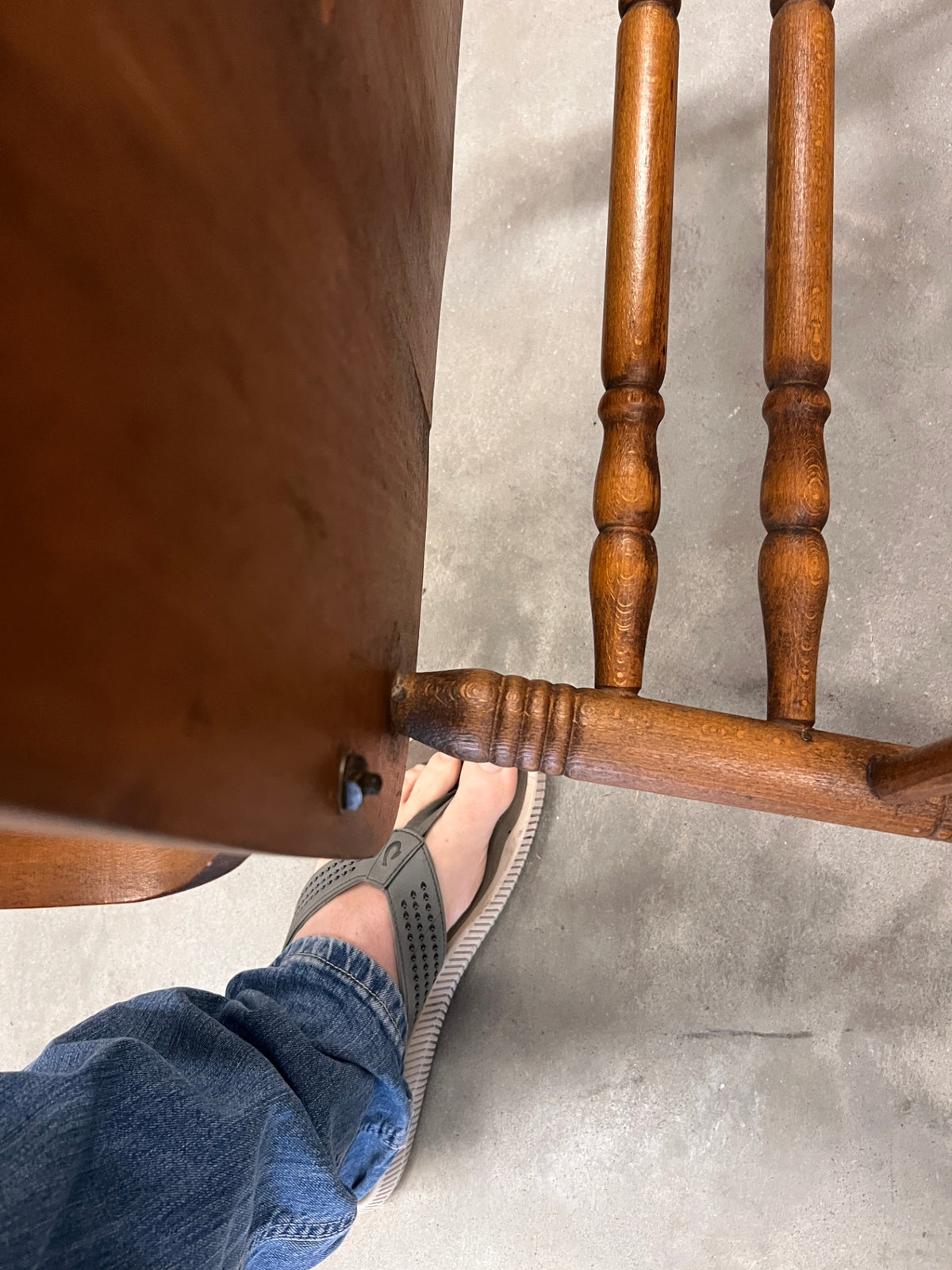 Antique Oak Spindle Back Rocking Chair – Colonial Revival Style, Early 1900s