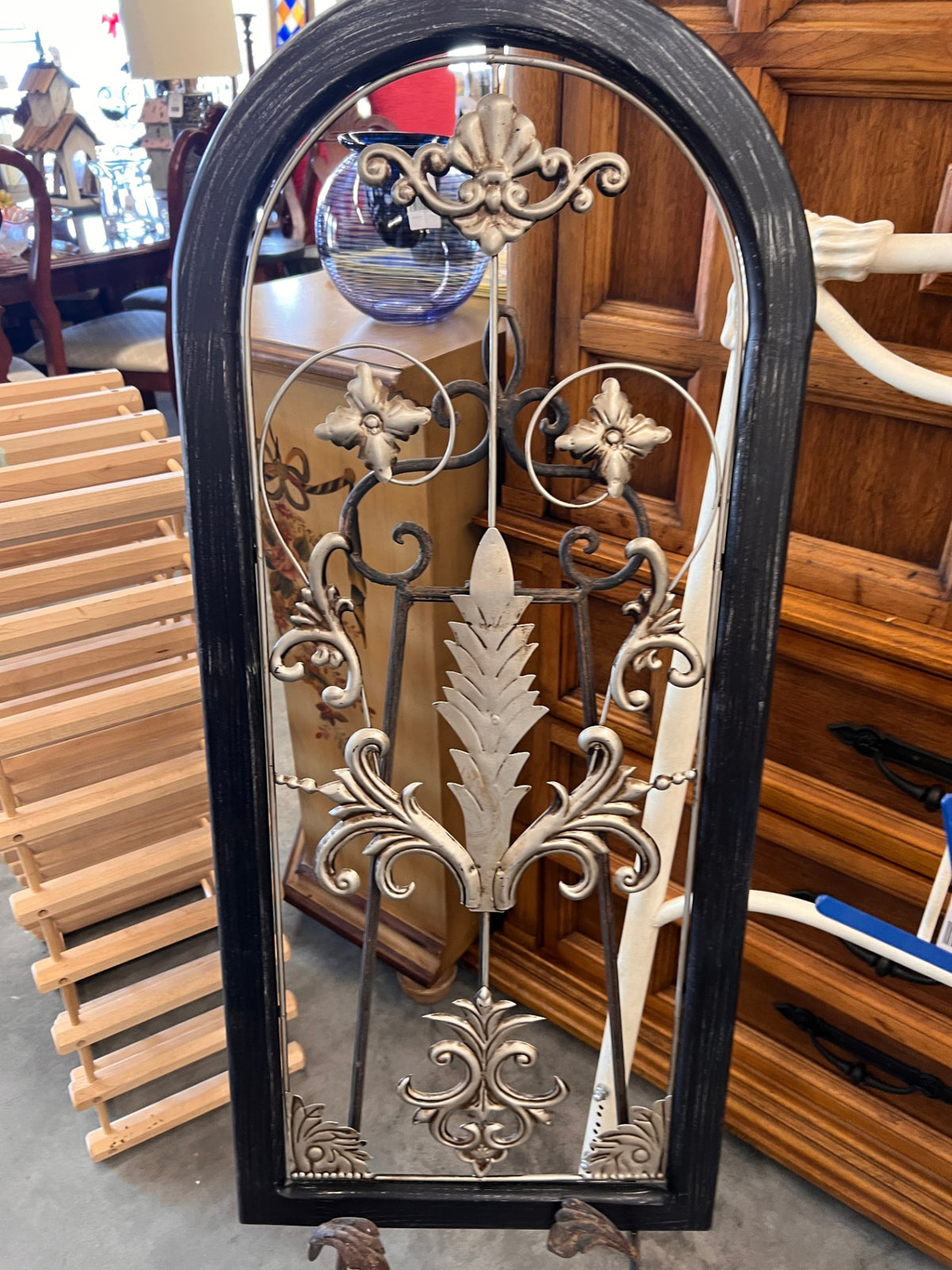 Arched Ornate Metal Wall Panel – Black & Antique Silver Architectural Décor
