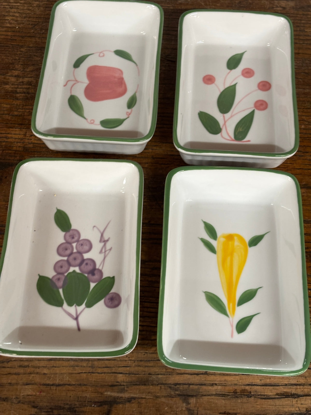 Set of 4 Hand-Painted Ceramic Fruit & Vegetable Mini Baking Dishes – Green Trim
