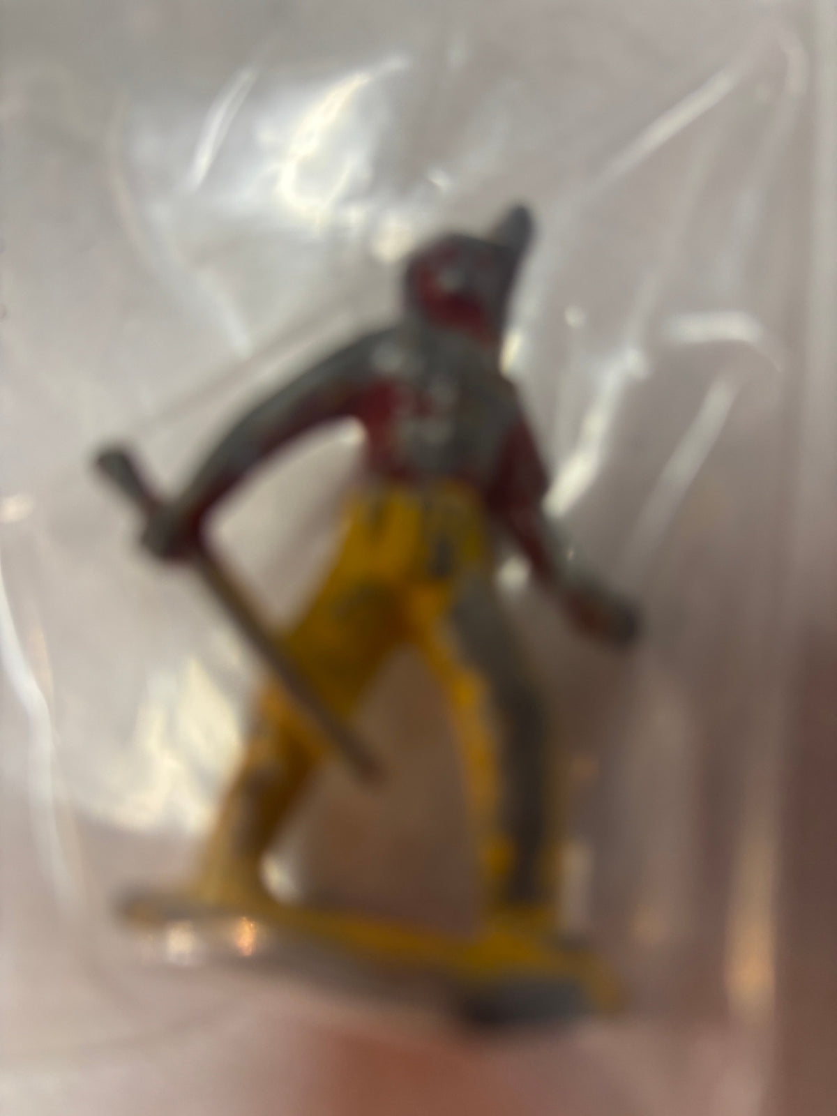 Vintage Native American Indian Metal Toy Soldier / Warrior Native Indian, c1940's / 50's