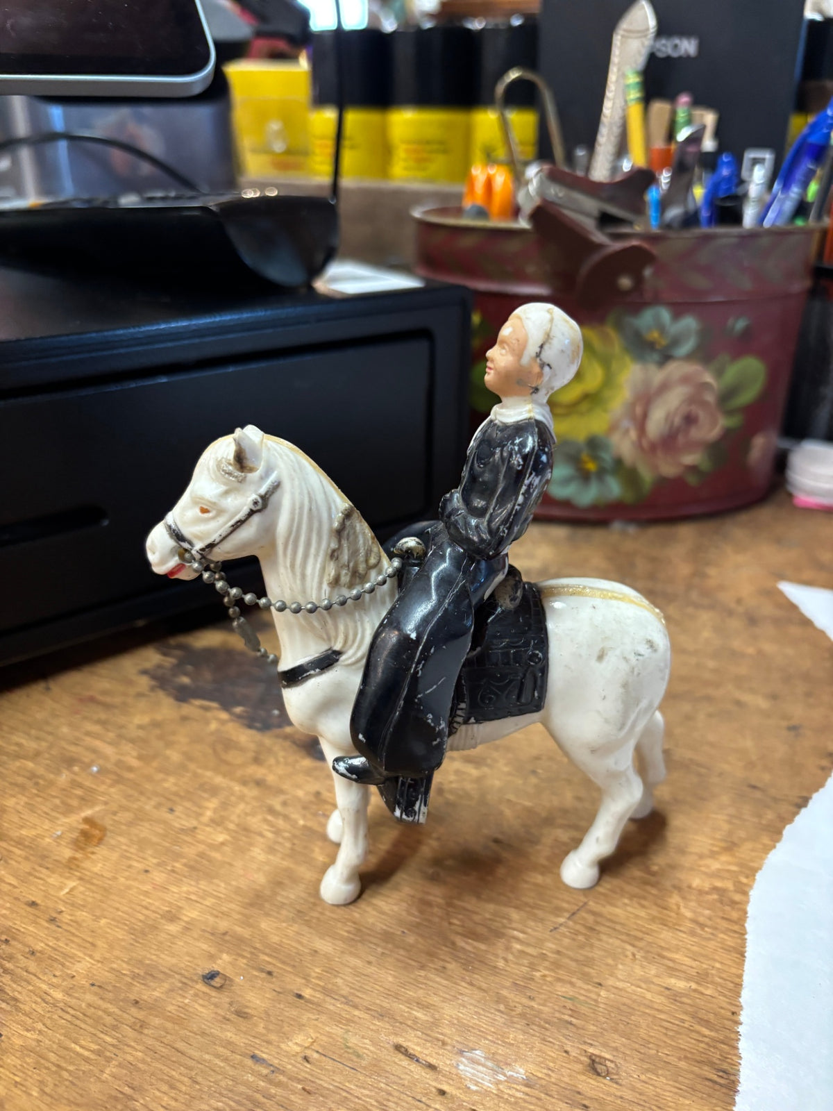 1950's Ideal Mini Hopalong Cassidy with Topper Set Horse Is Missing The Tail