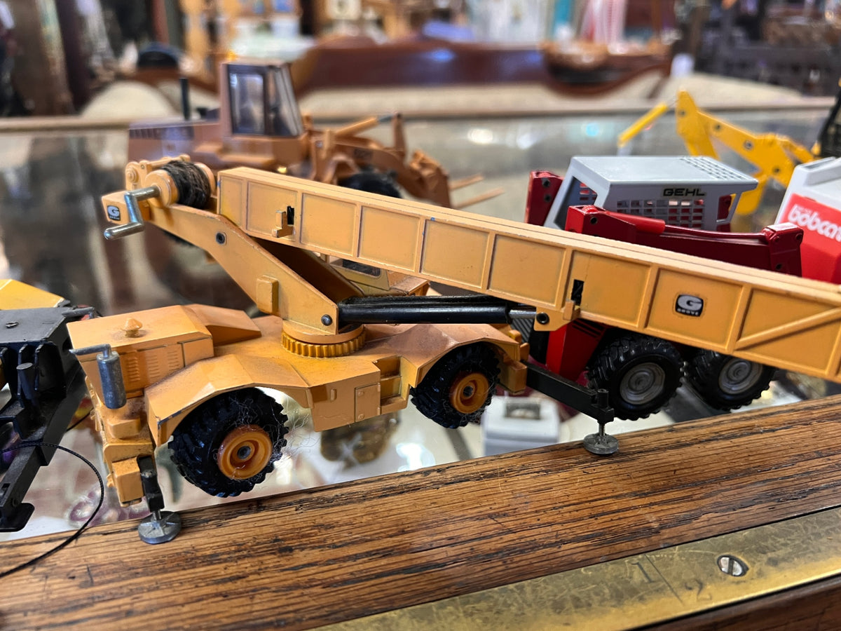 Vintage NZG Grove Mobile Crane Diecast Model No. 149 – 1:55 Scale – West Germany – Parts or Repair