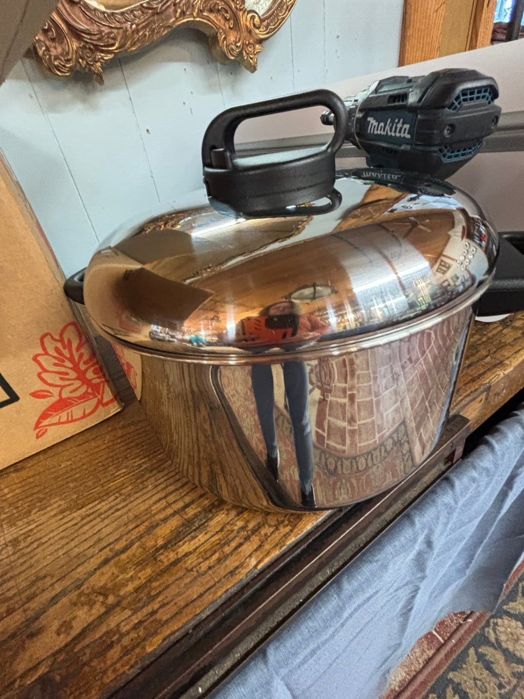 Chef's Basic 5 star Kitchen 6 qt Saucepot