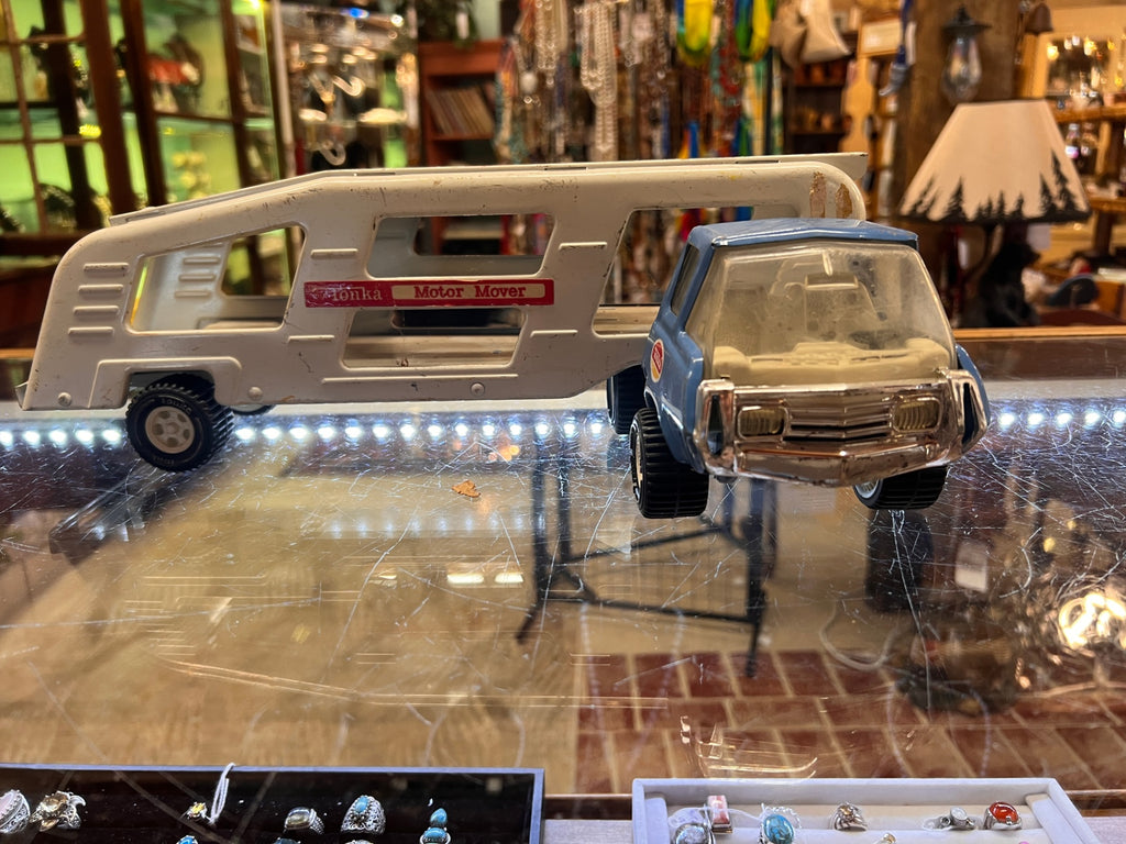 Vintage Mini Tonka Motor Mover Metal Car Carrier Truck – Blue & White Toy Transporter