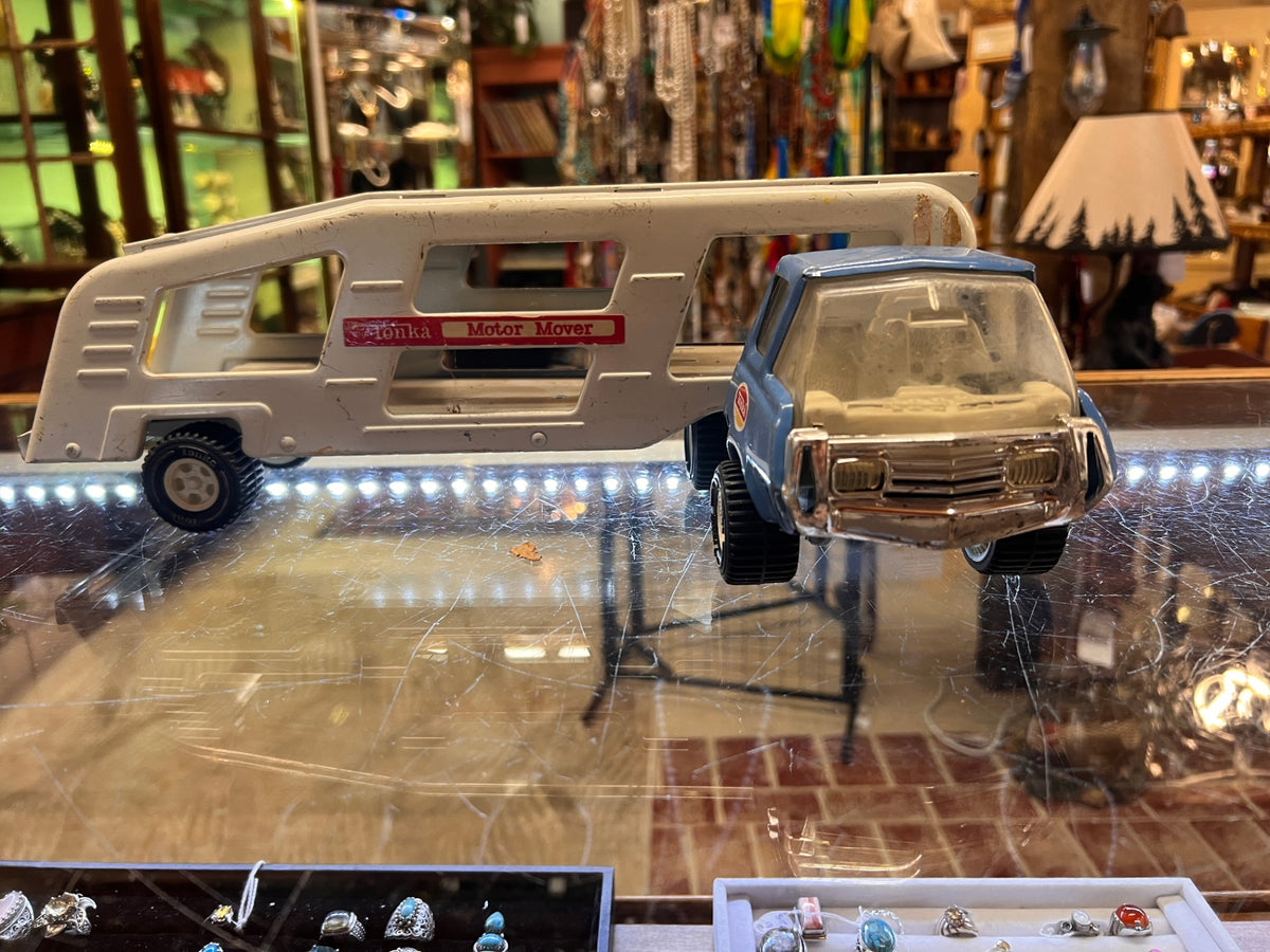 Vintage Mini Tonka Motor Mover Metal Car Carrier Truck – Blue & White Toy Transporter