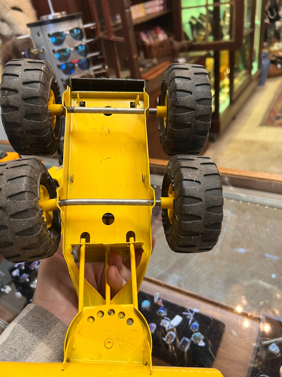 Vintage Tonka Yellow Metal Road Grader – Six-Wheel Construction Equipment Toy
