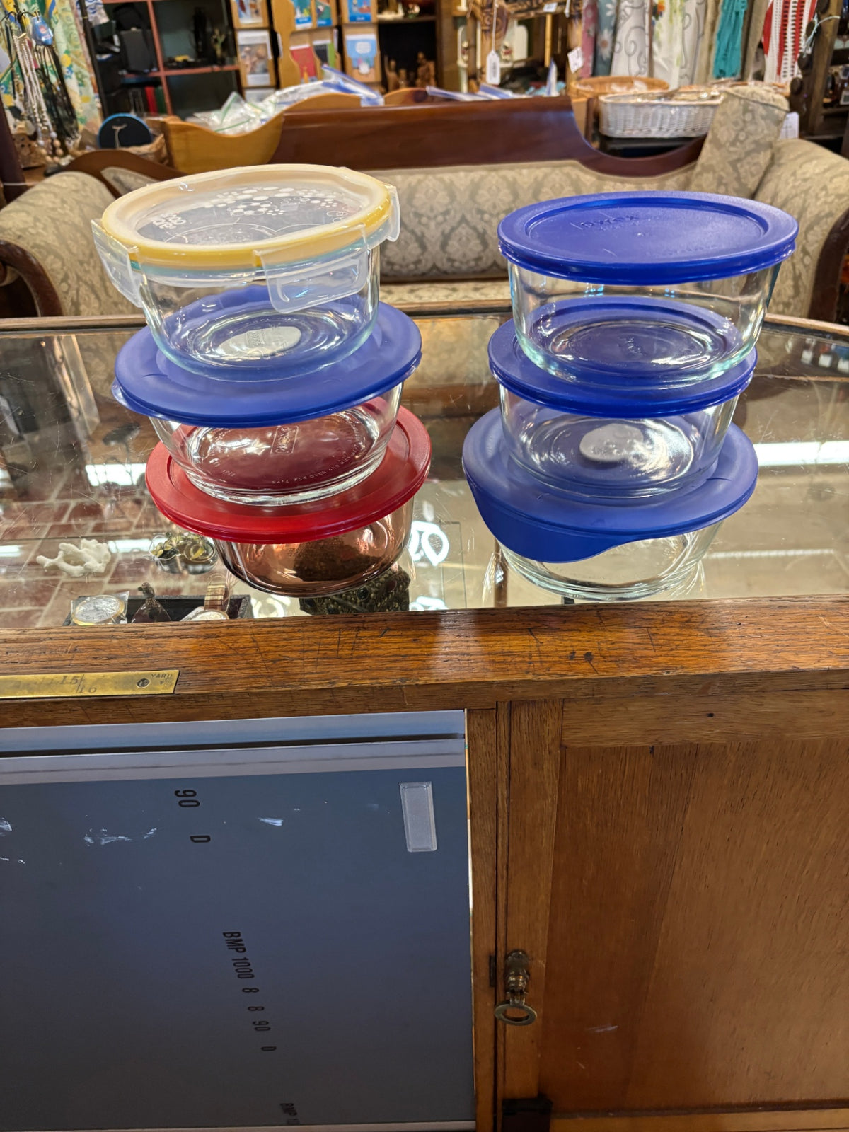 Assorted Pyrex