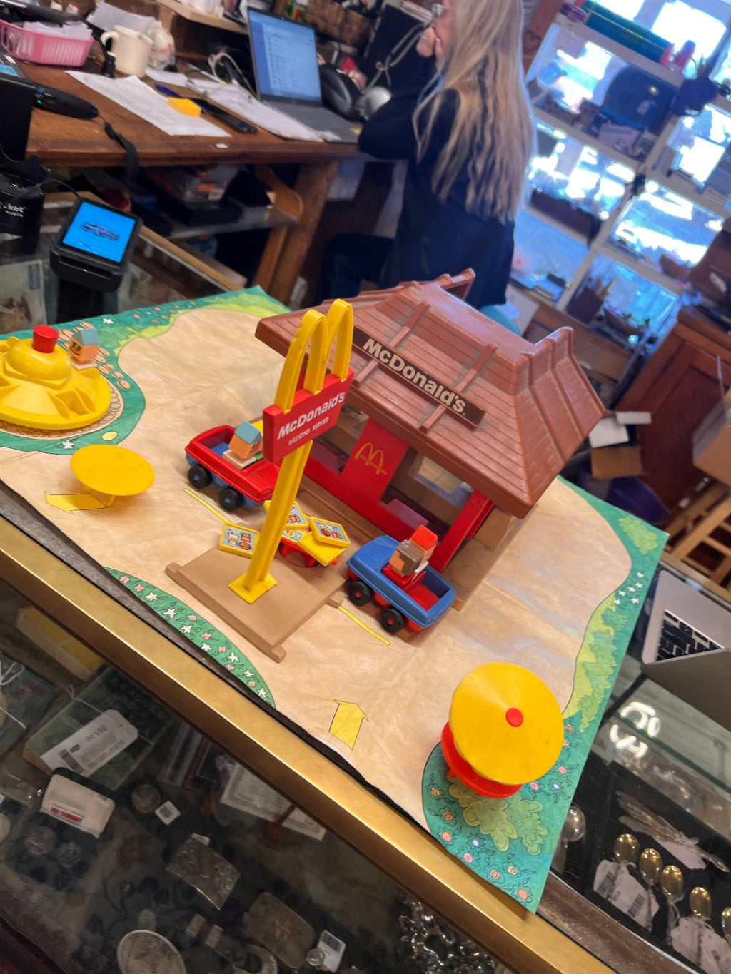 Vintage McDonald's Restaurant Playset with Golden Arches Sign, Vehicles & Accessories