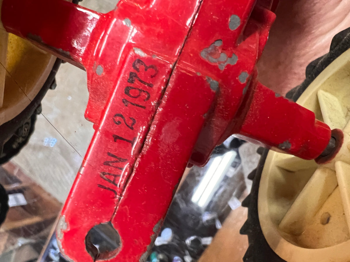 Vintage International Harvester Red Die-Cast Metal Farm Tractor – 1970s Agricultural Toy