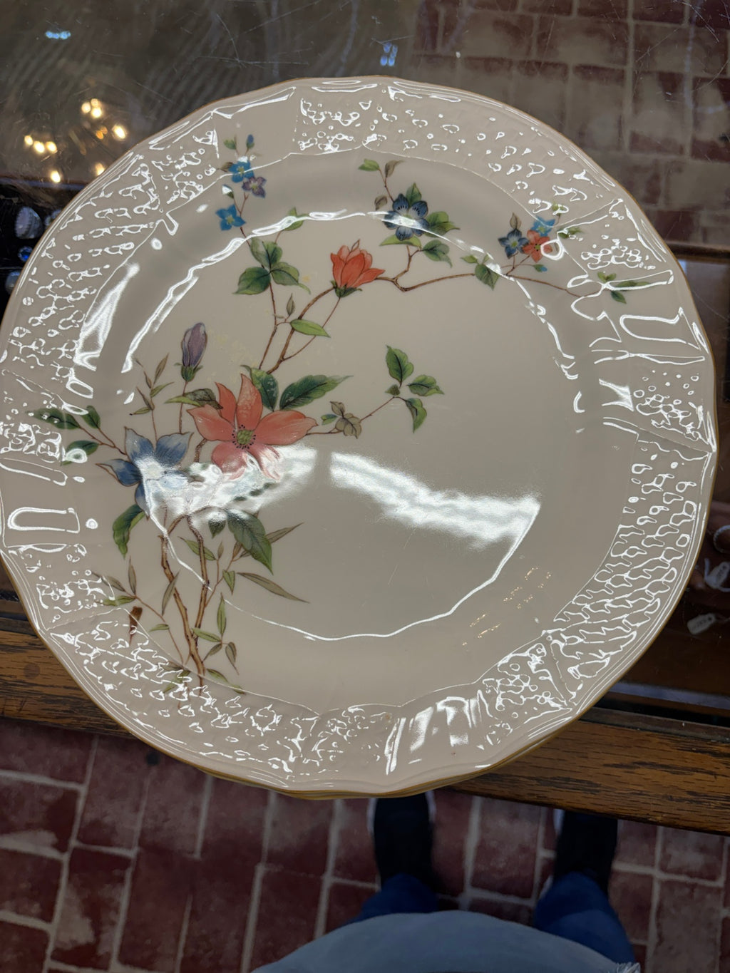Monique by Mikasa Set of 8 with 2 serving bowls and gravy boat with underplate