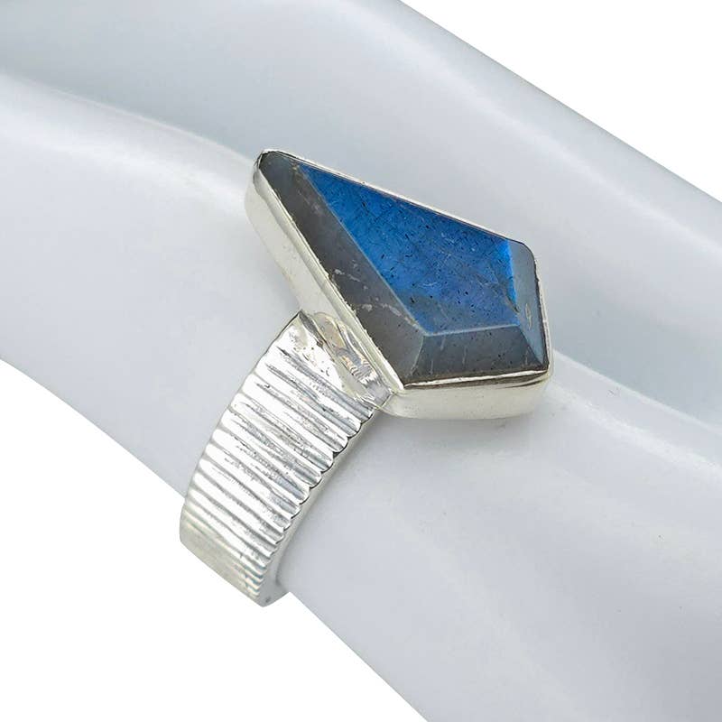 Faceted Labradorite Sterling Silver Ring: 7