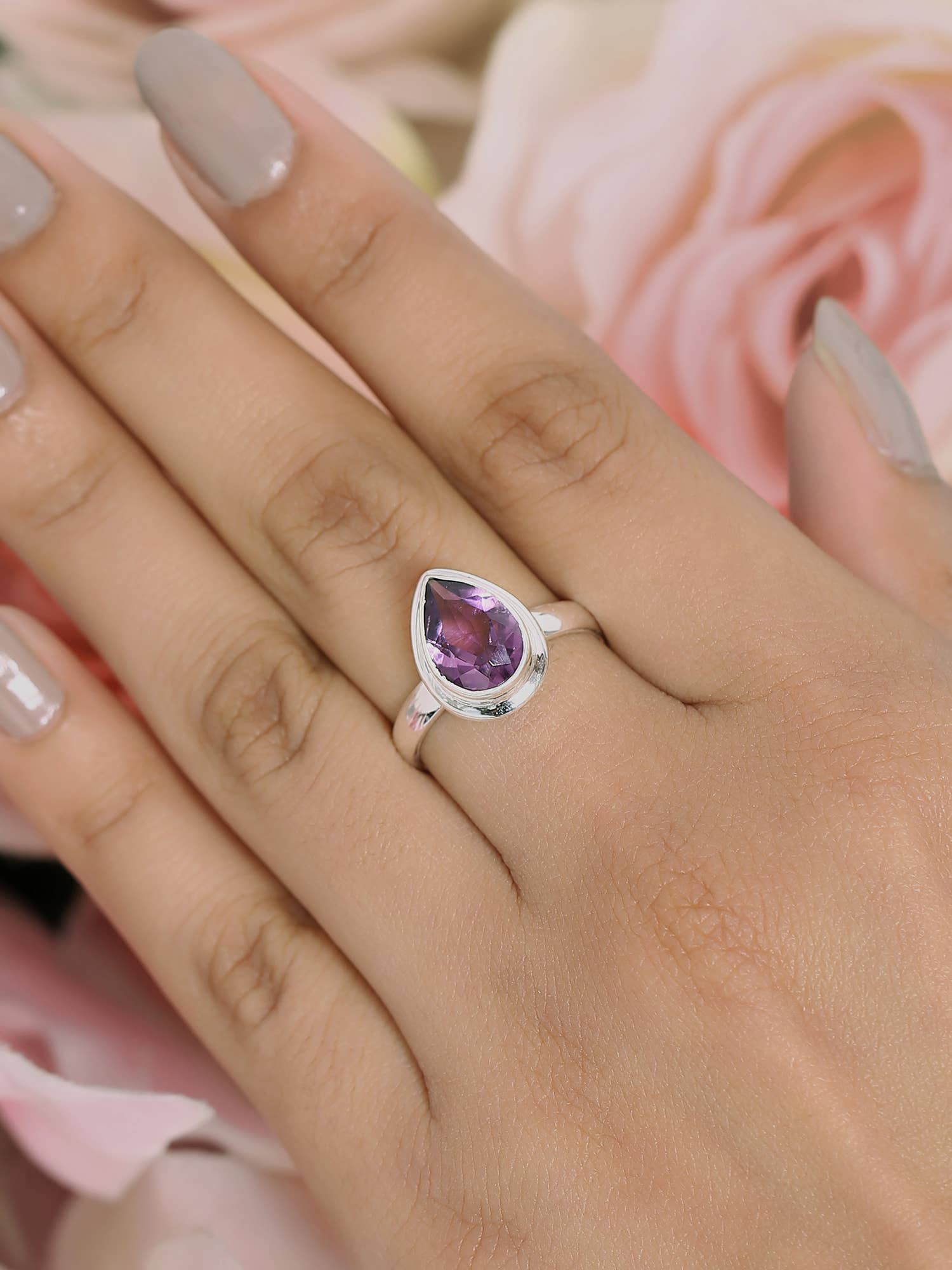 Purple Amethyst 925 Sterling Silver Solitaire Ring: 9