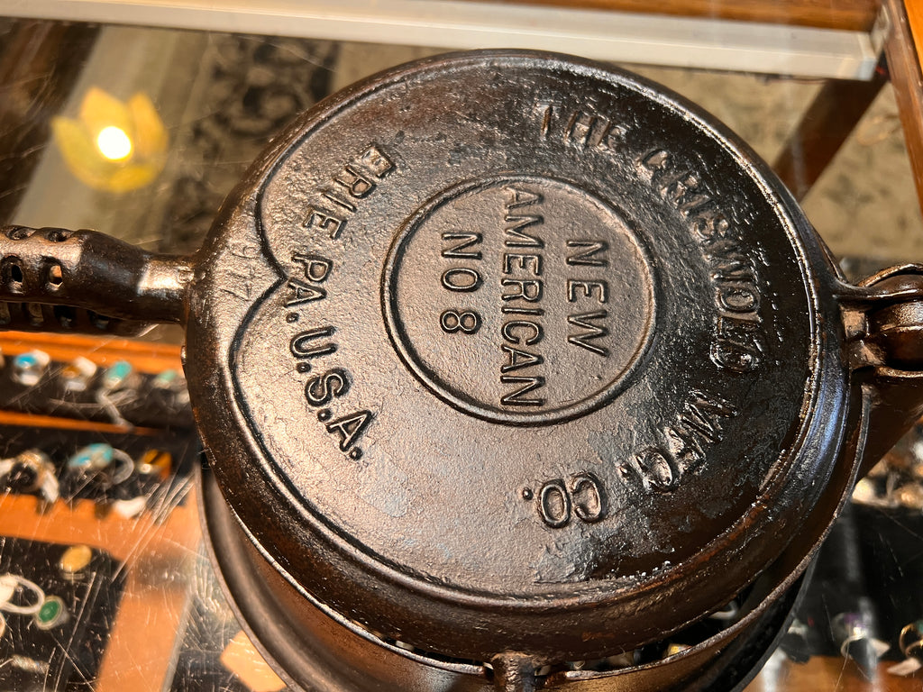 Griswold “New American” No. 8 Waffle Iron w/ Base (ERIE, PA. U.S.A.)