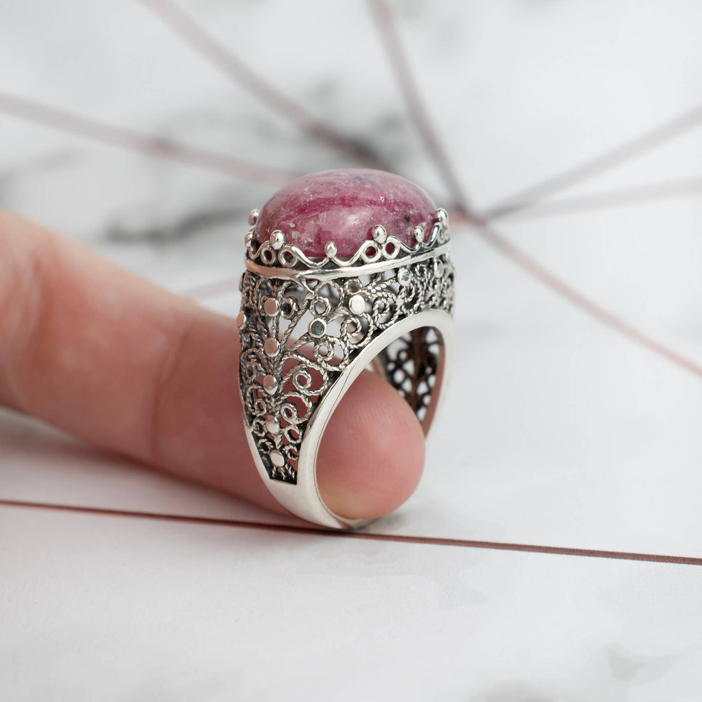 Art Rhodonite Gemstone Woman Sterling Silver Dome Ring: Rhodonite / 7
