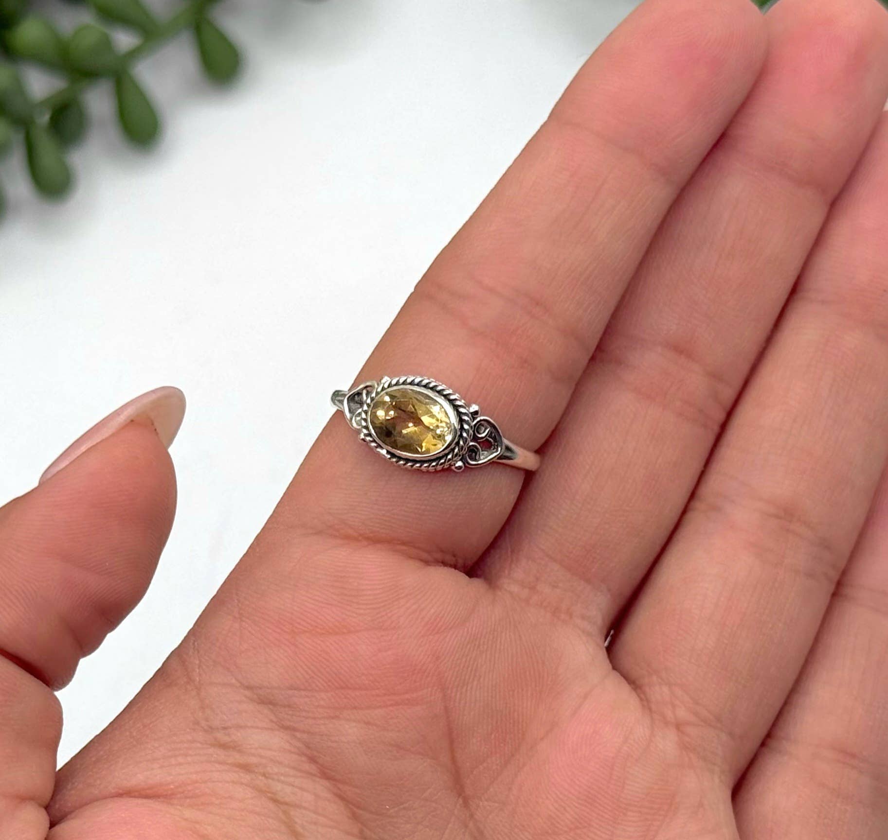 Citrine Semi-Precious Gemstone SterlingSilver/925 Ring: 8