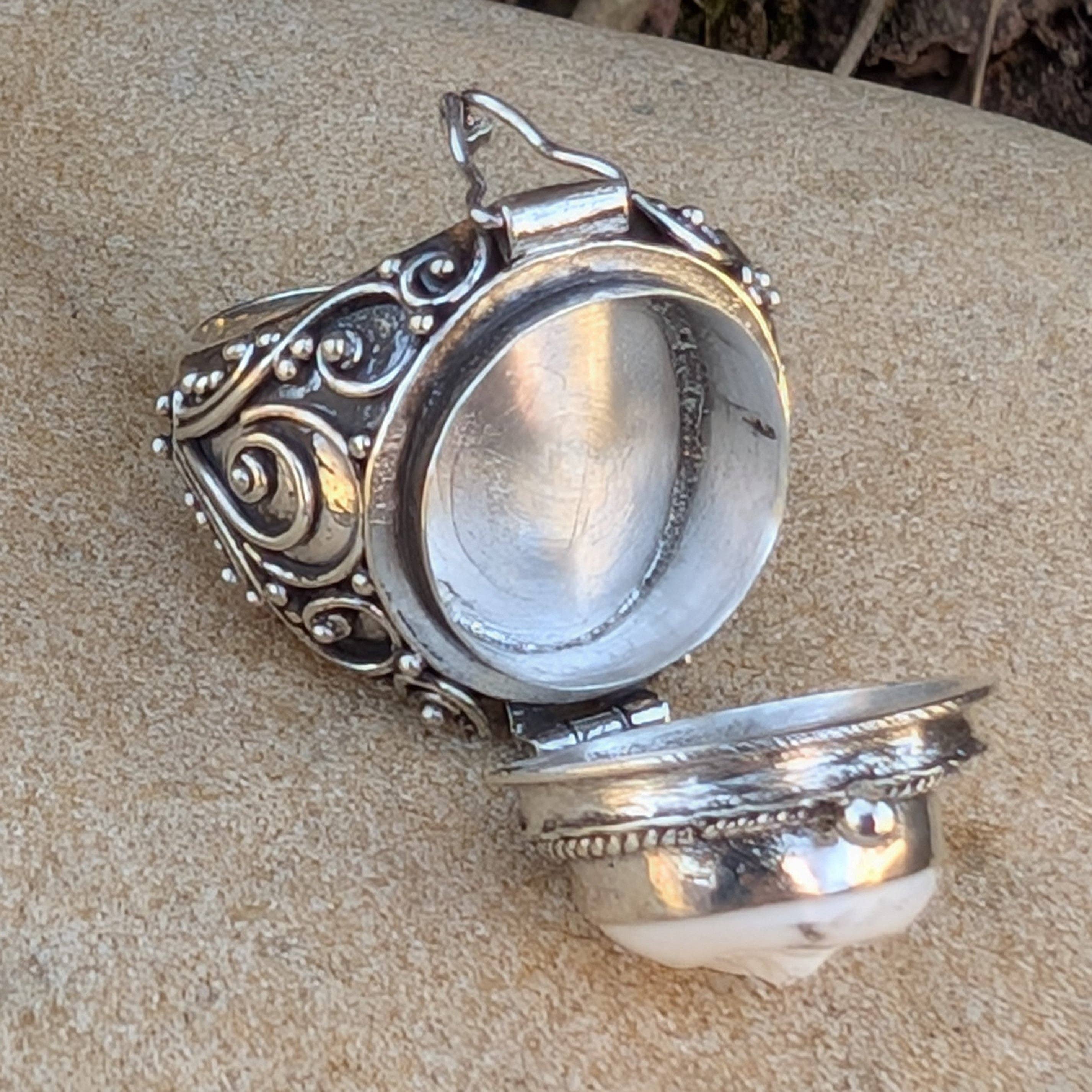 Moon Goddess Carved Bone Poison Ring in Sterling Silver: 7
