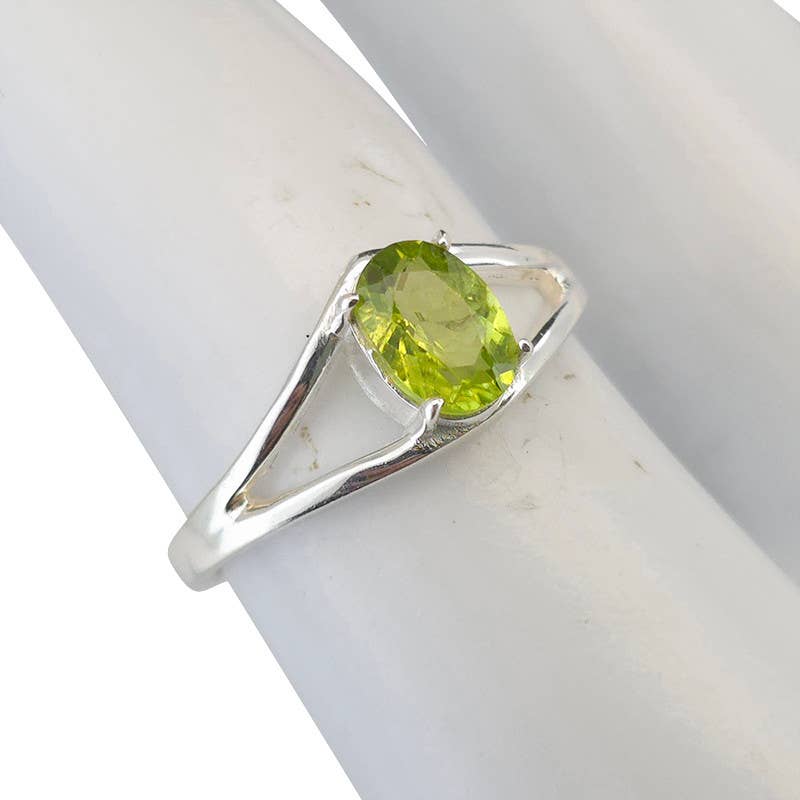 Open Faceted Oval Peridot Sterling Silver Ring: 5